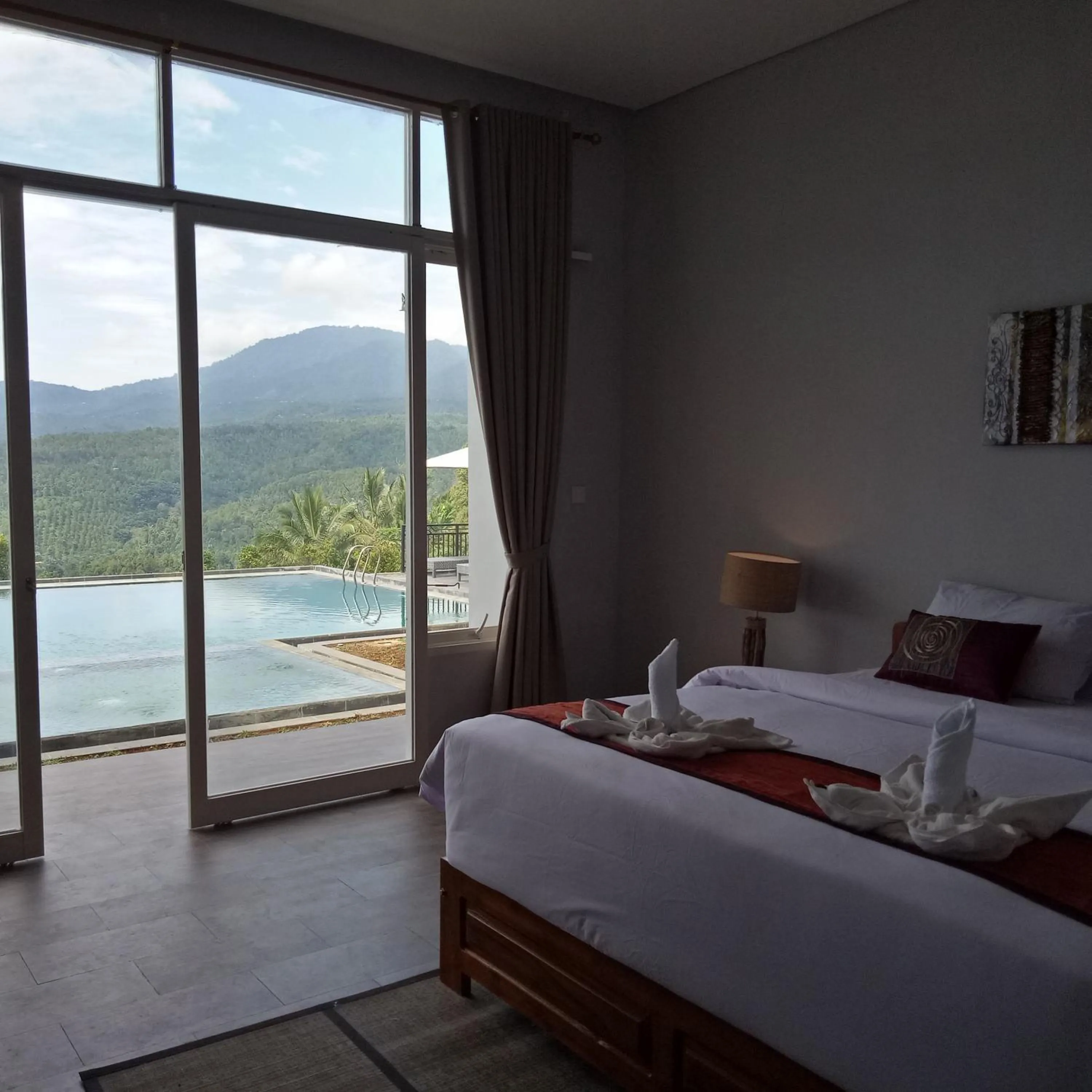 Bed in Atres Sari Resort
