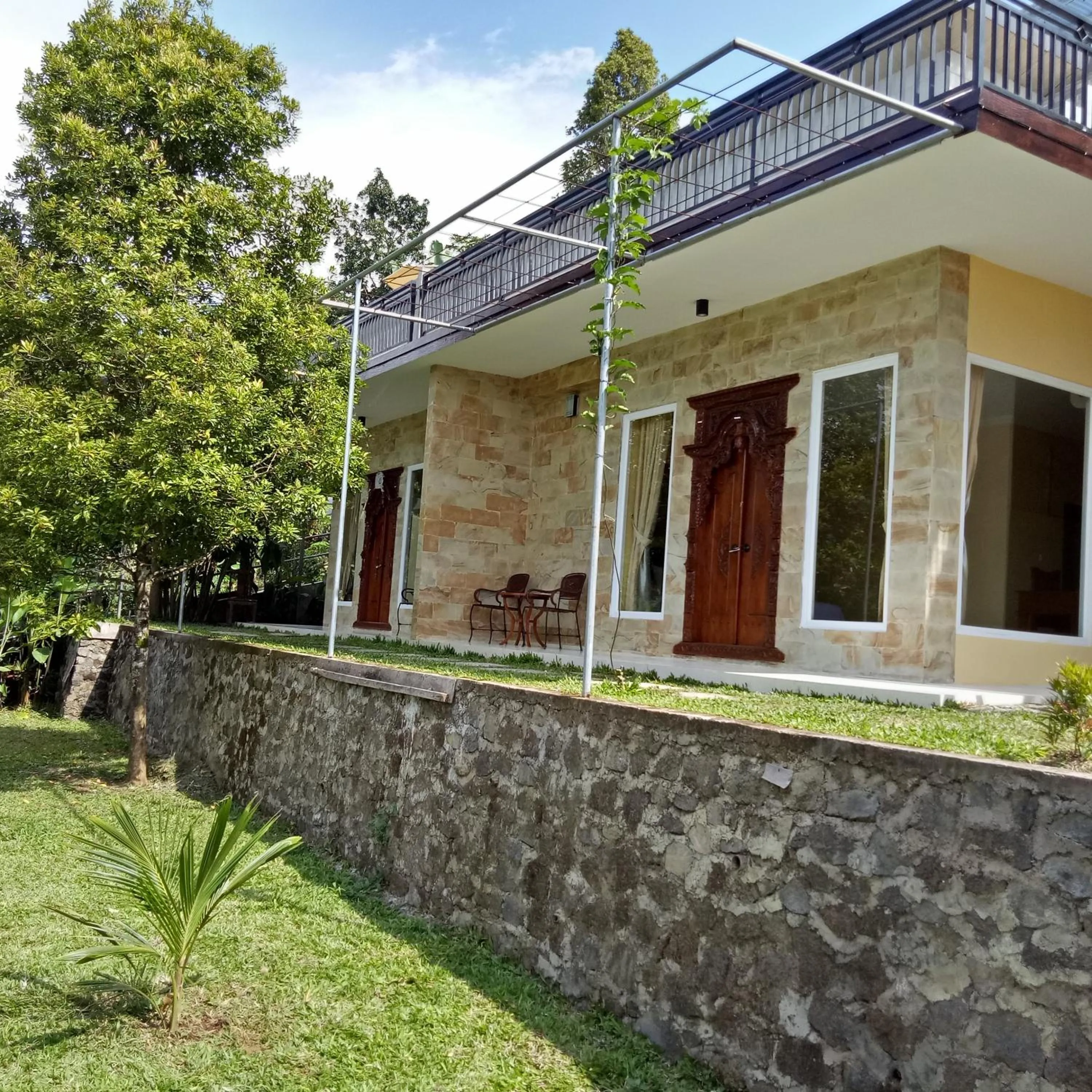 Facade/entrance in Atres Sari Resort
