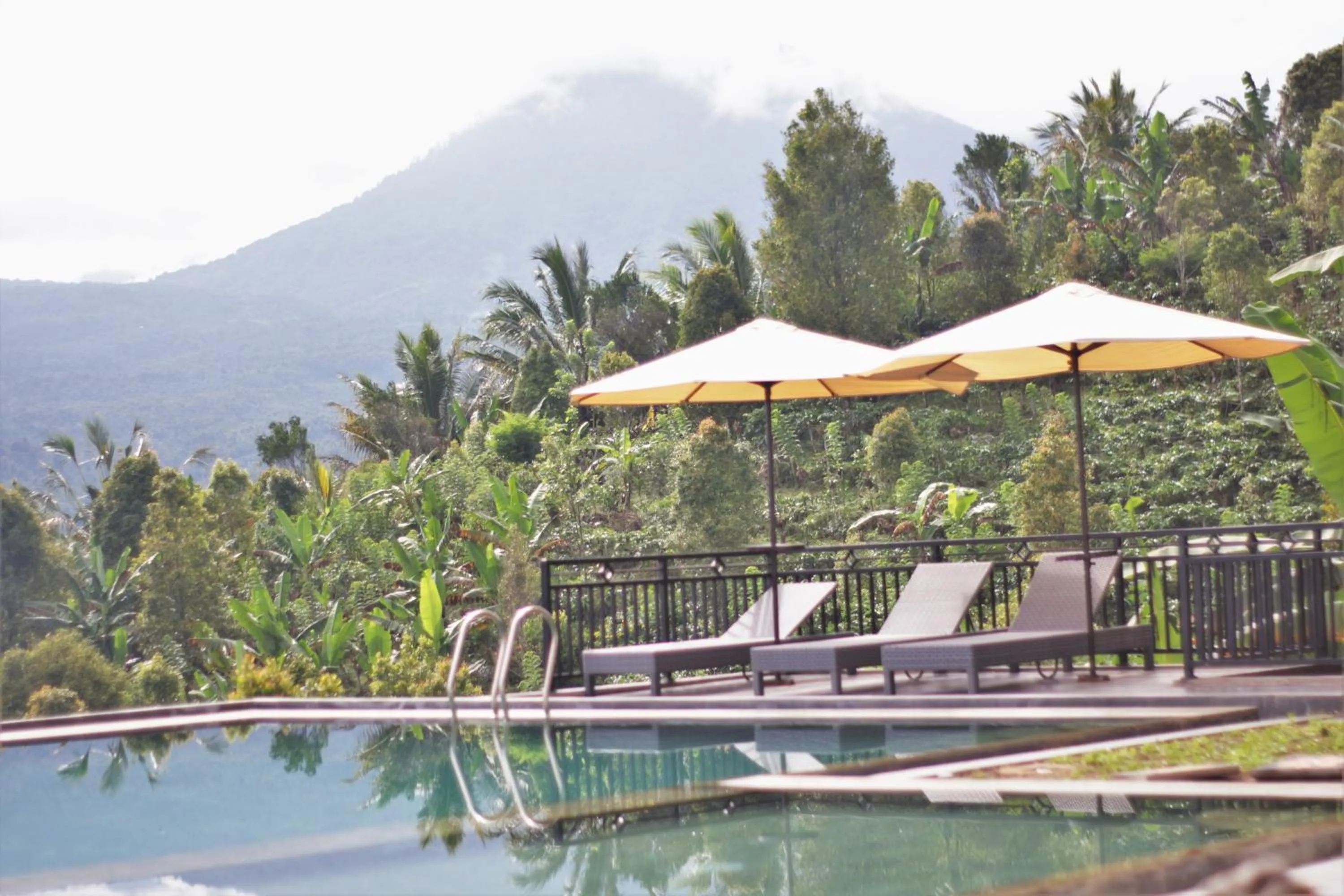 Swimming pool in Atres Sari Resort