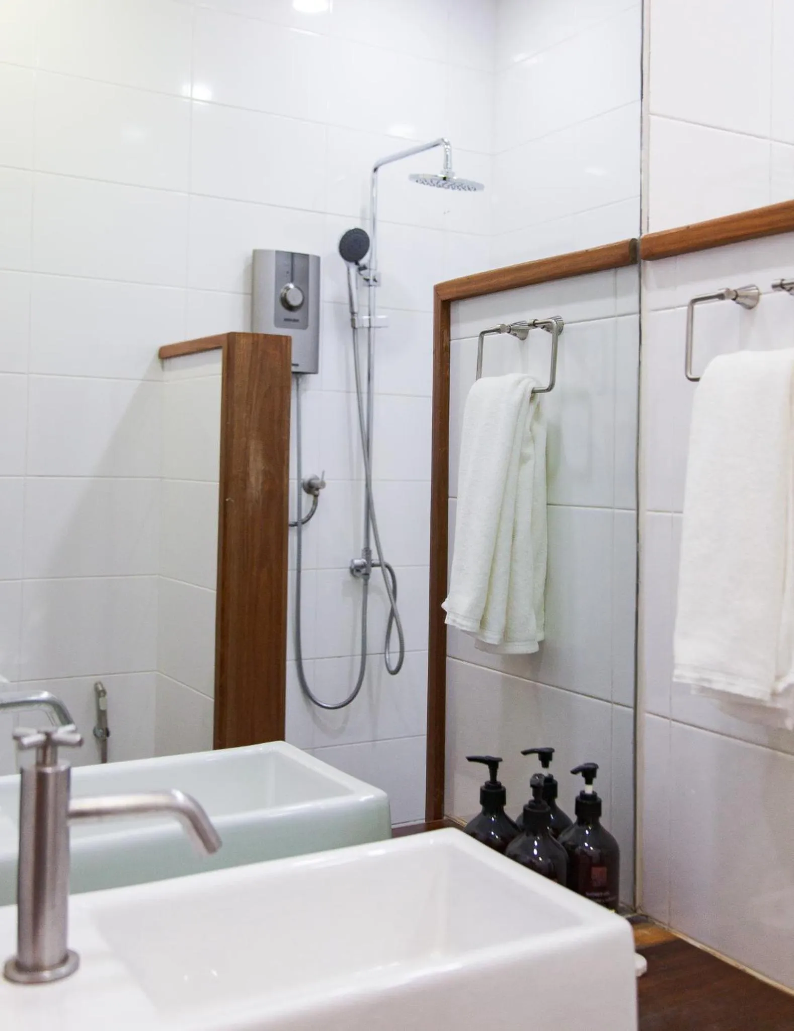 Shower in Rikitikitavi