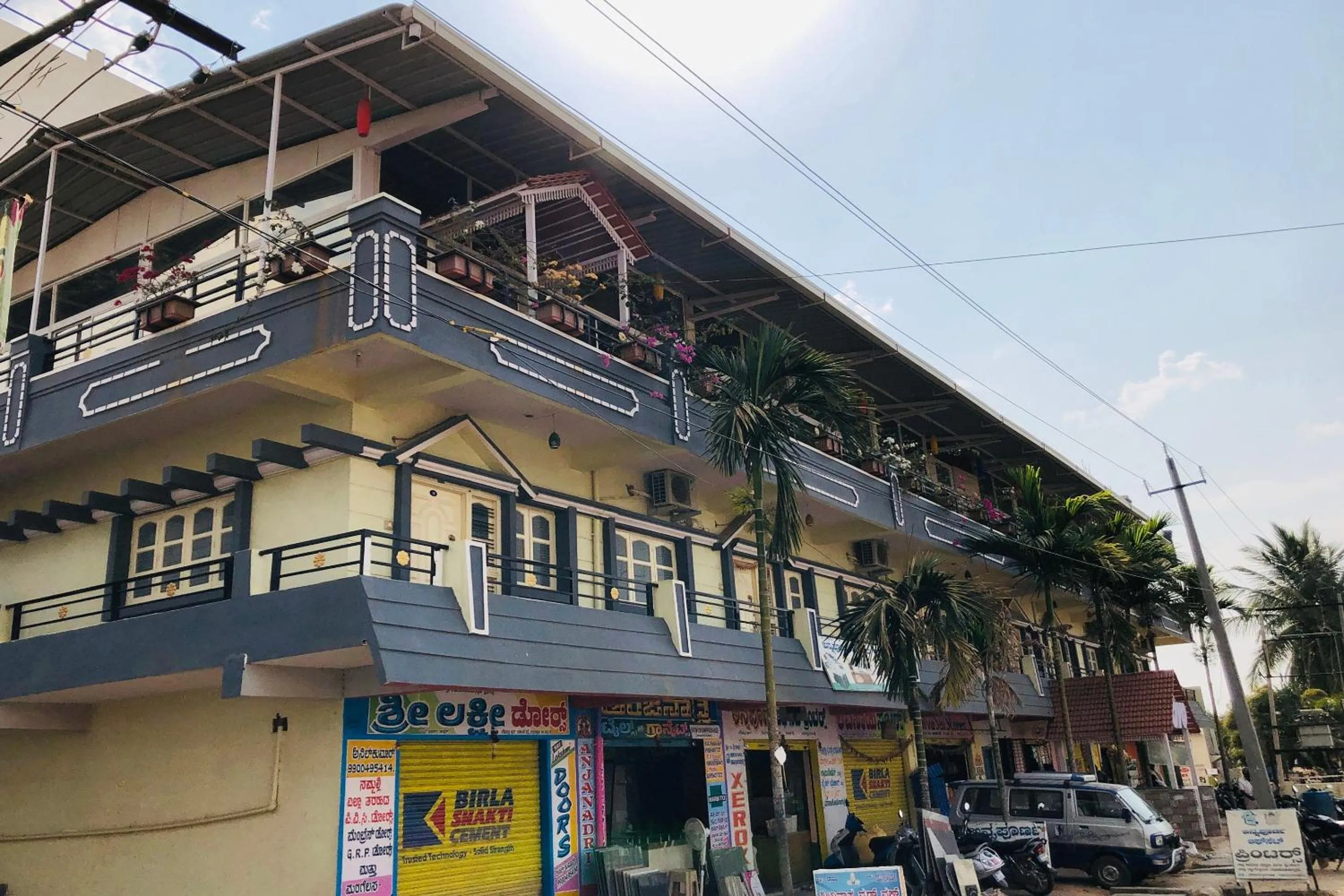 Facade/entrance in Collection O V K Lodge