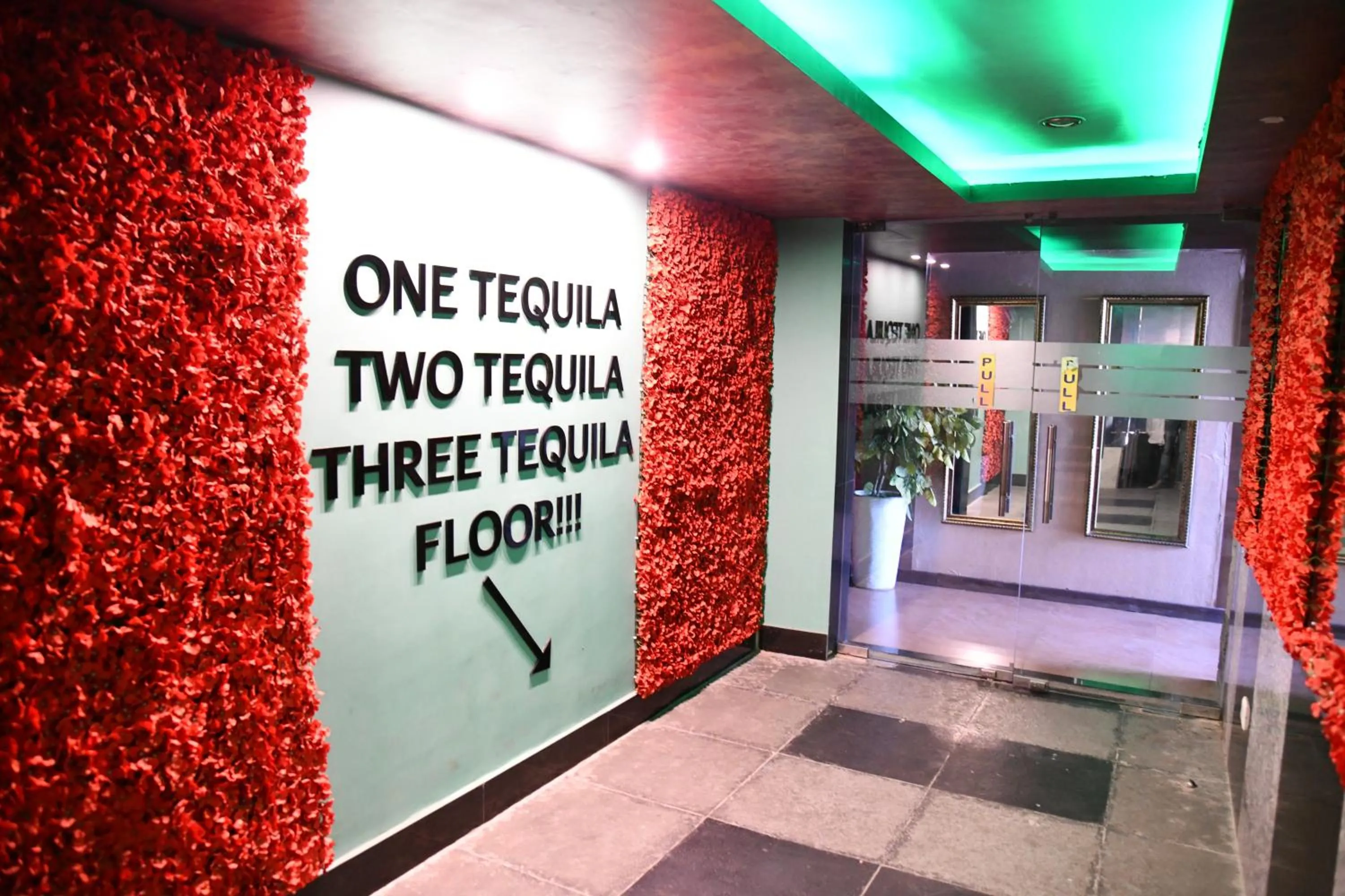 souvenir peppermint hotel