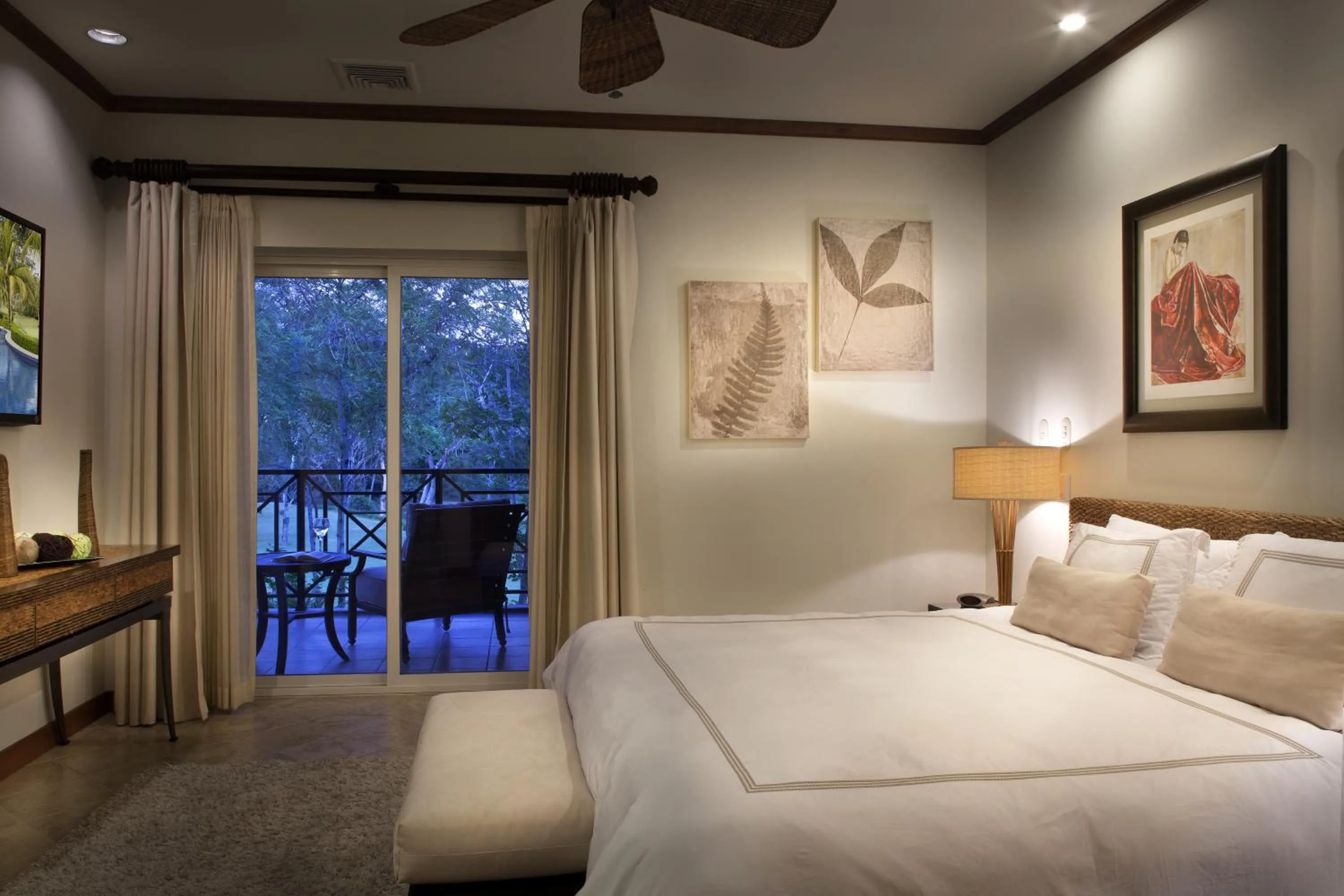 Bedroom, Bed in Stay In CR Los Sueños Condos