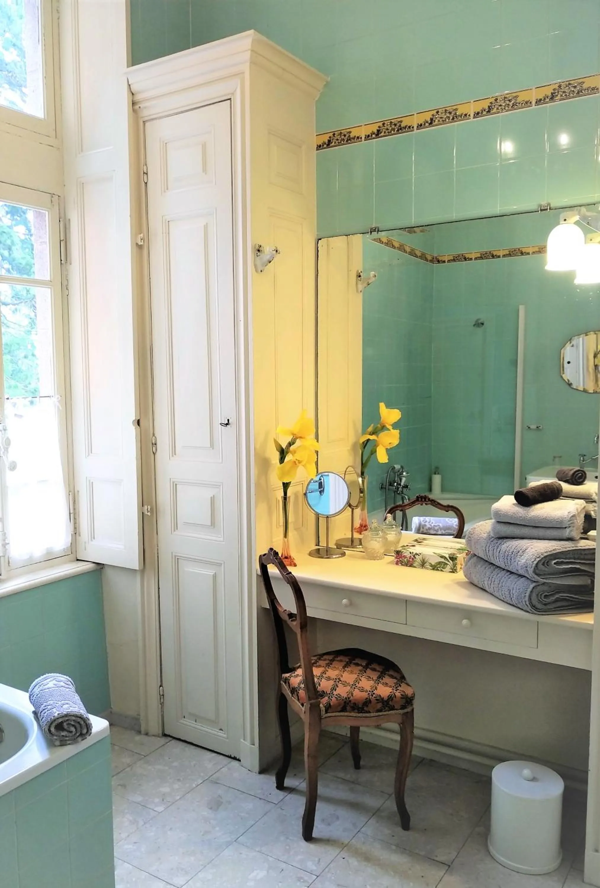 Bathroom in Château de la Vernède, la Grande Vernède