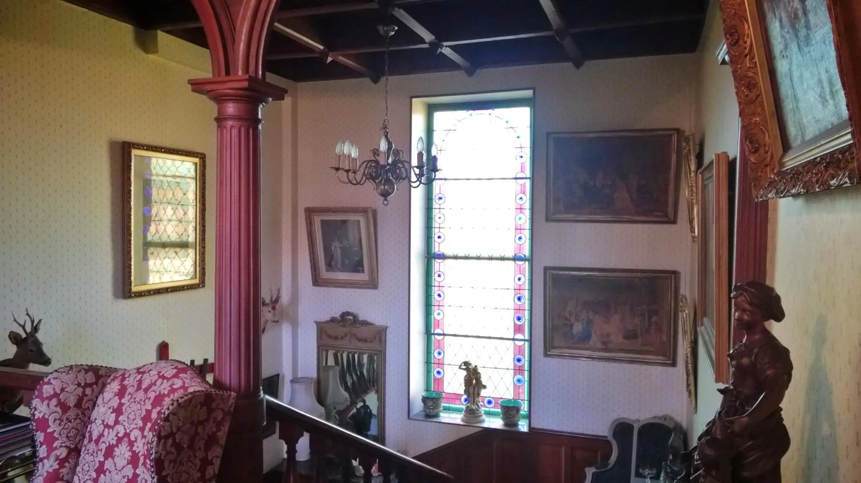 Decorative detail in Château de la Vernède, la Grande Vernède