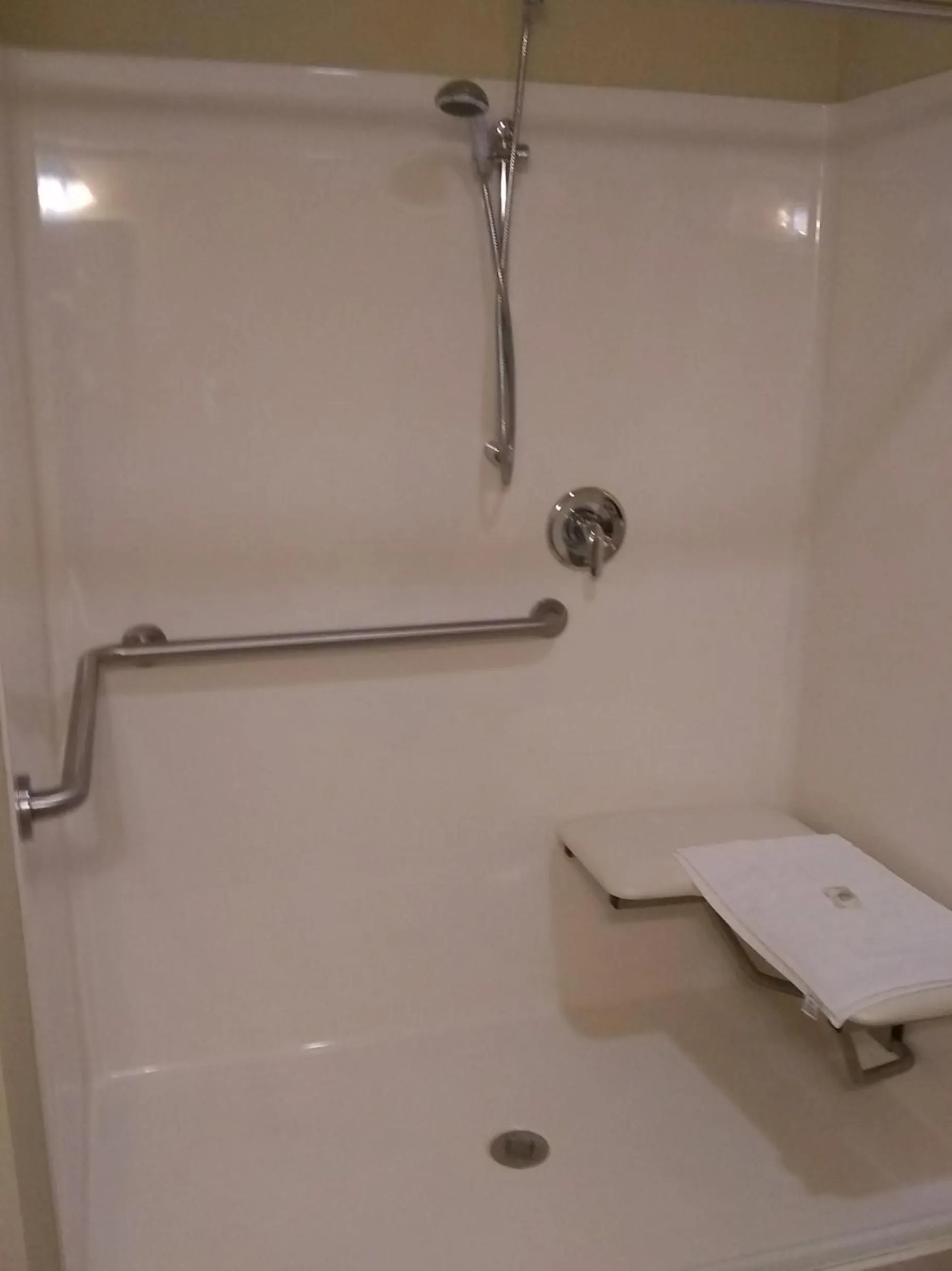Shower in Cobblestone Inn & Suites - Marquette
