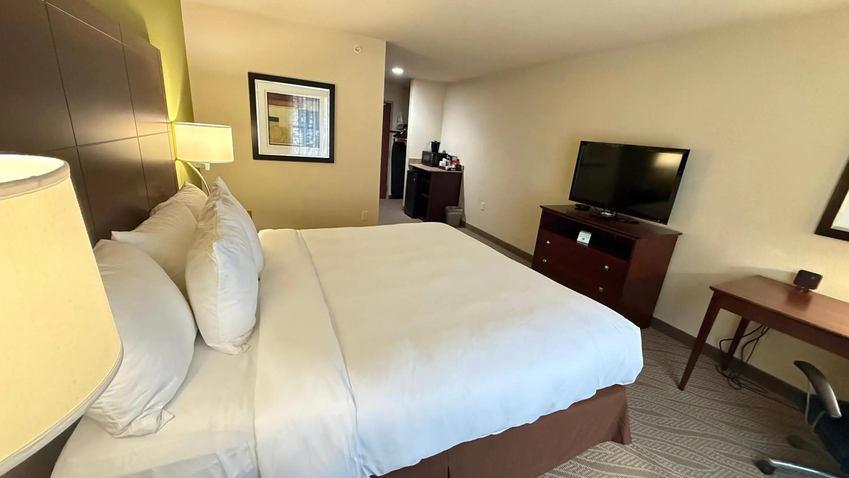 Bedroom, Bed in Comfort Inn & Suites Marquette - Prairie du Chien