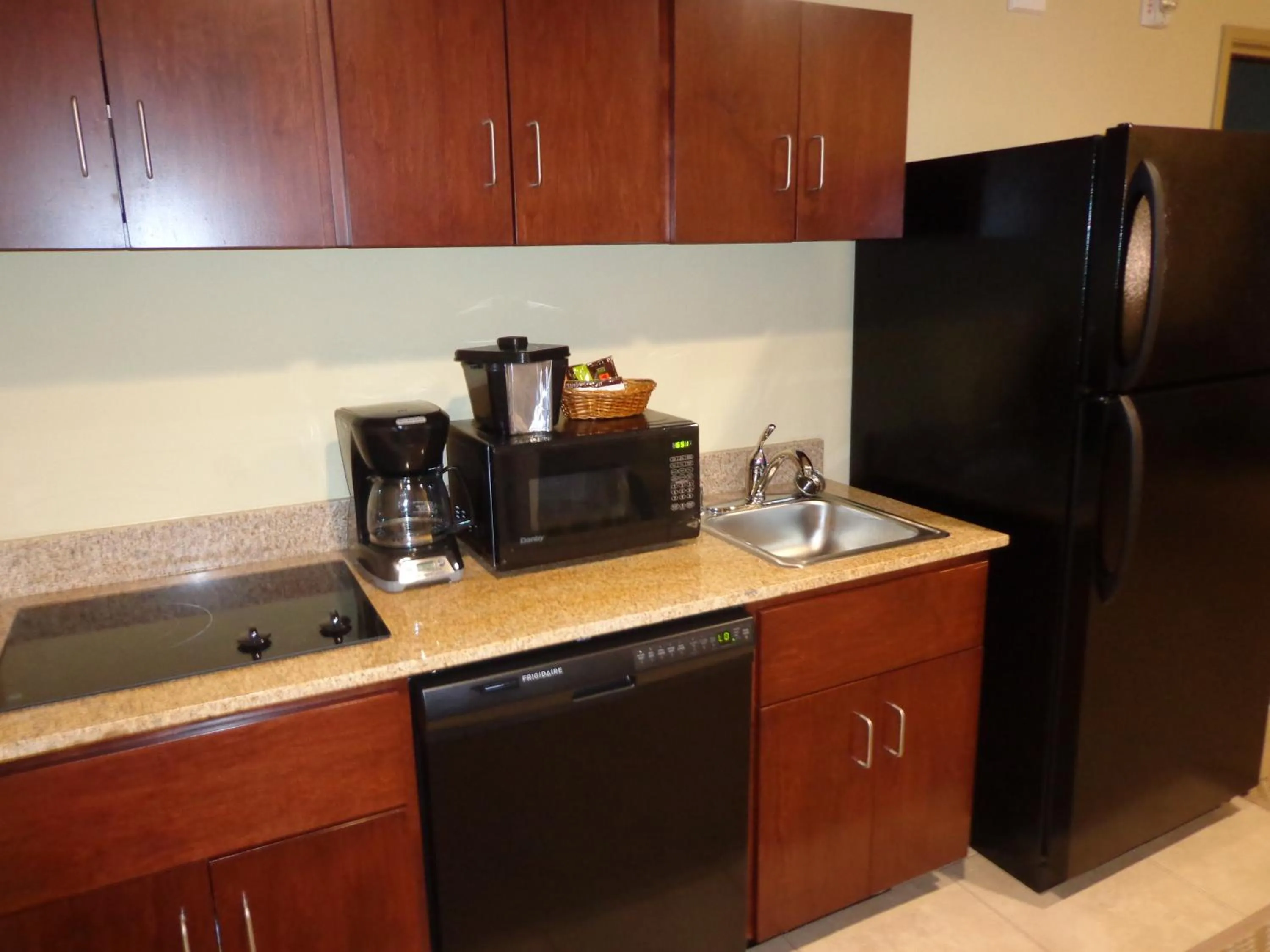 Kitchen or kitchenette in Cobblestone Inn & Suites - Marquette