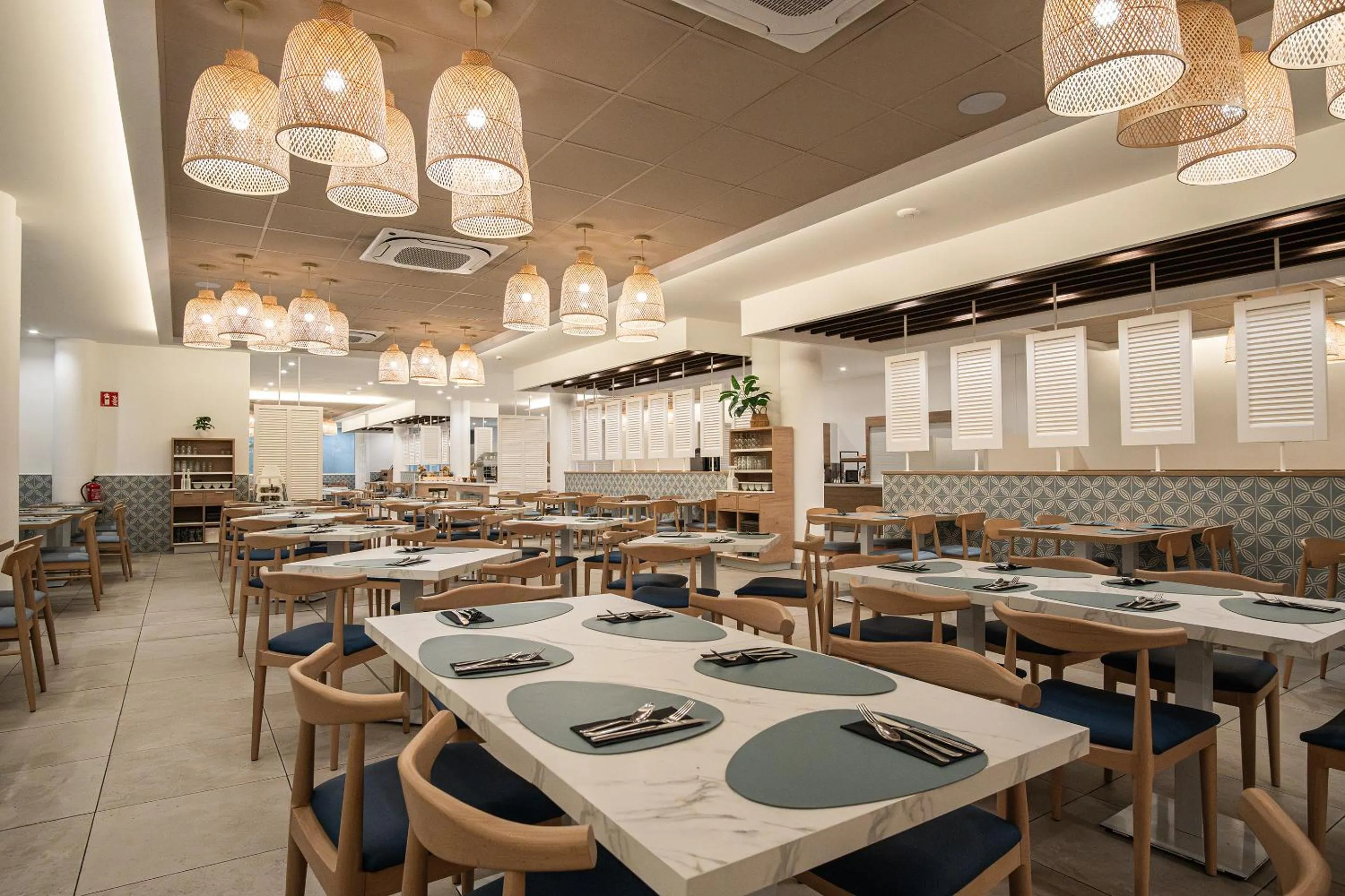 Restaurant/places to eat in Hotel - Bungalows Don Juan Tossa