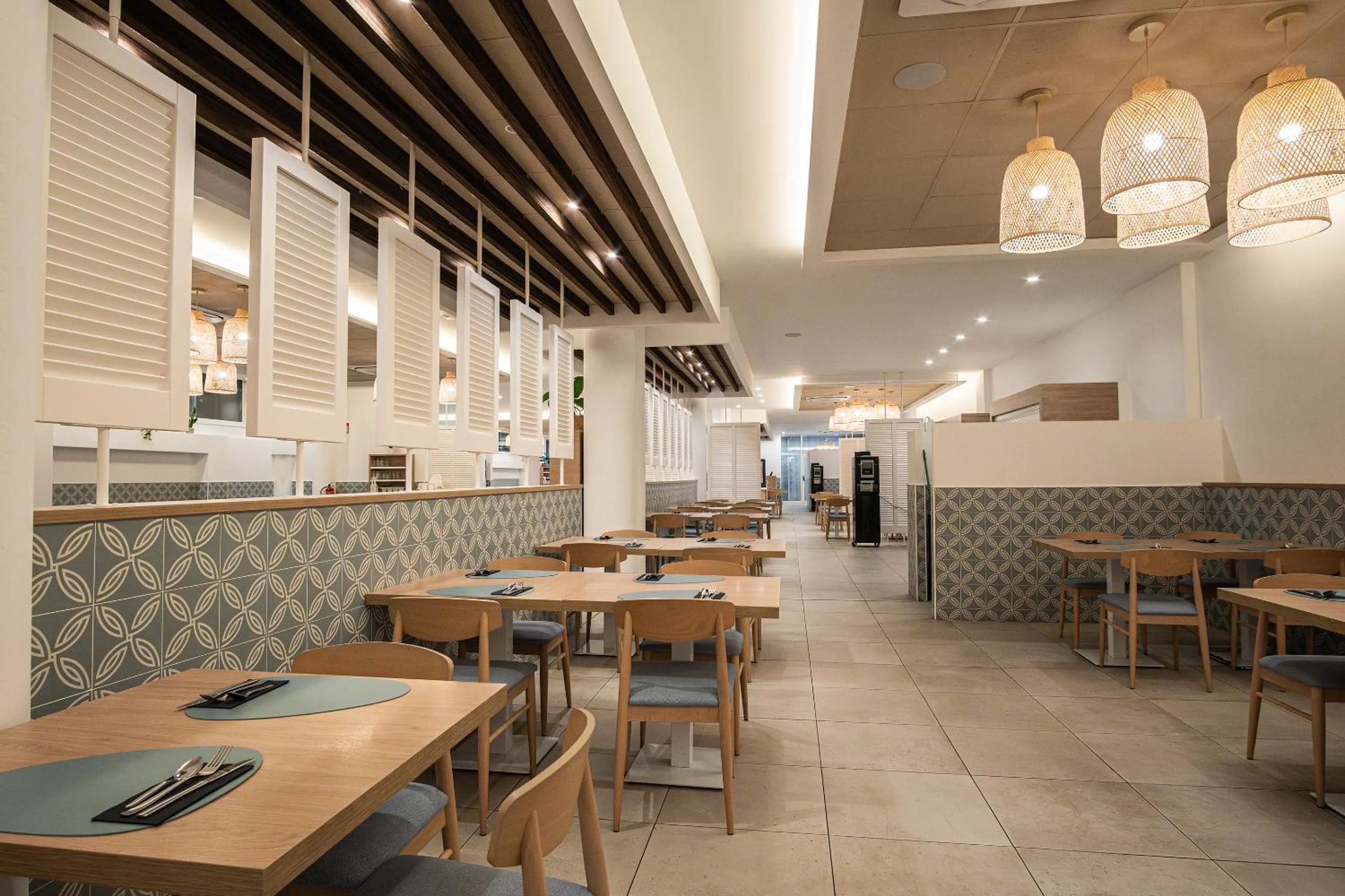 Restaurant/places to eat in Hotel - Bungalows Don Juan Tossa