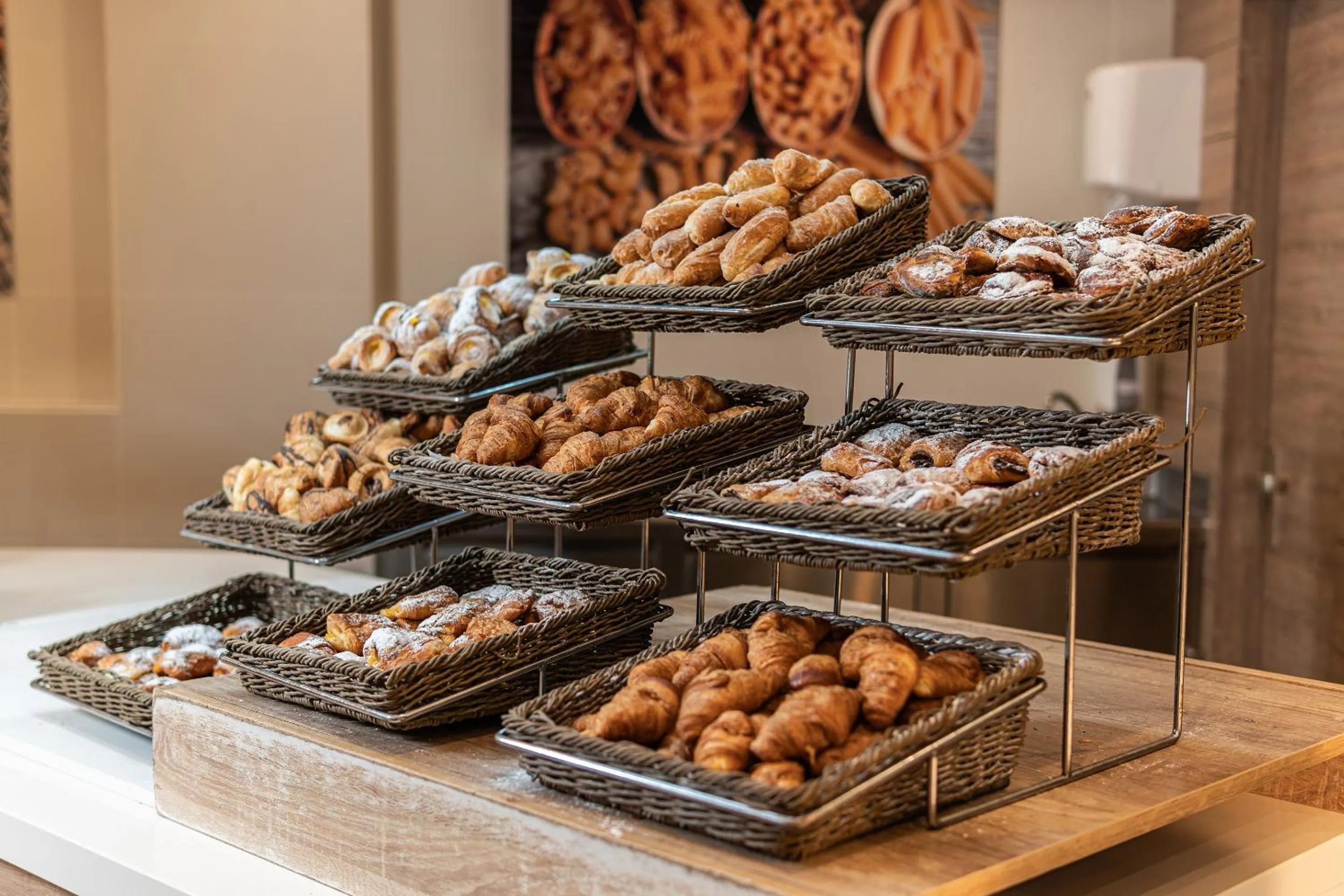 Restaurant/places to eat in Hotel - Bungalows Don Juan Tossa