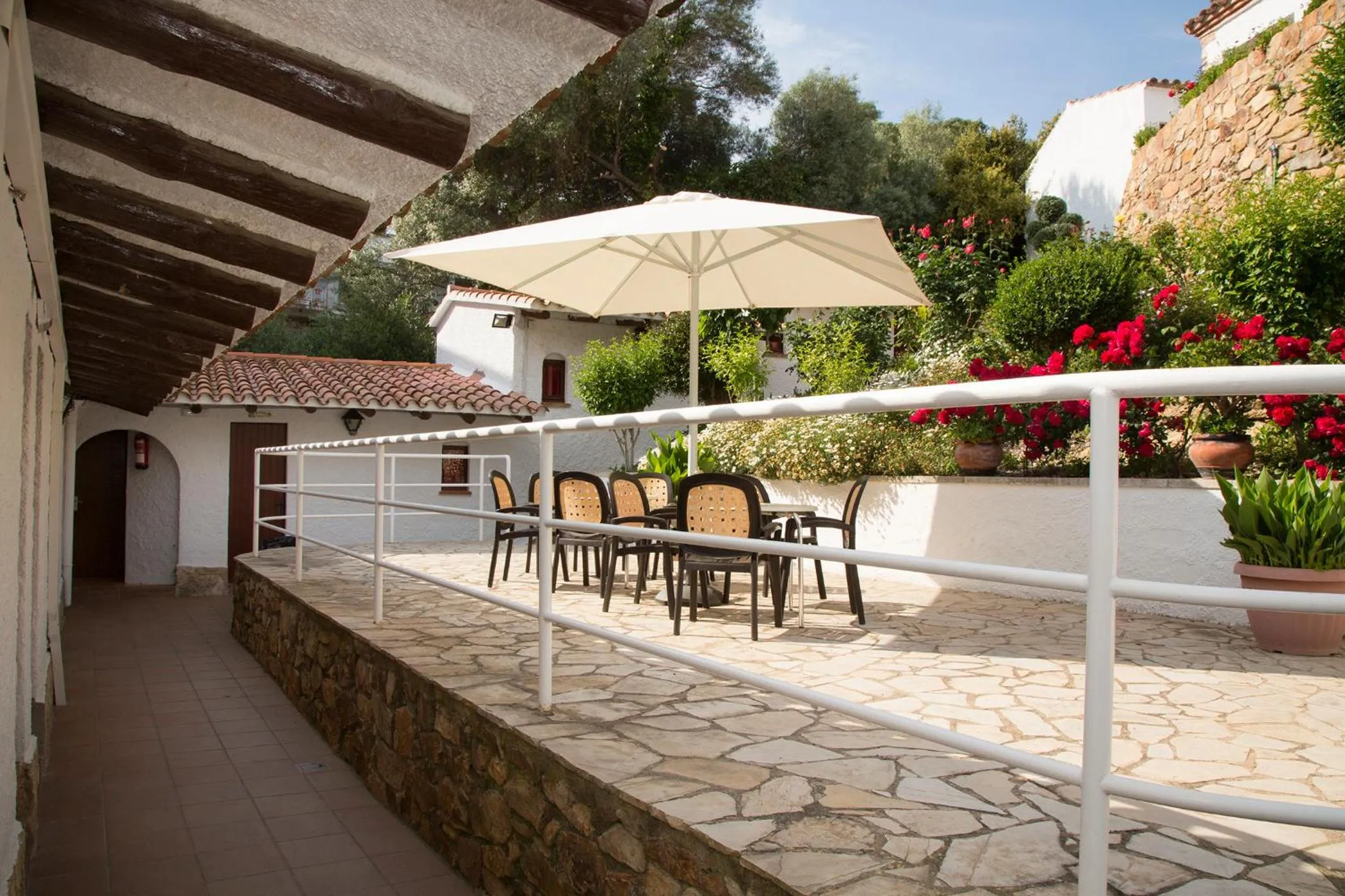 Balcony/Terrace in Hotel - Bungalows Don Juan Tossa