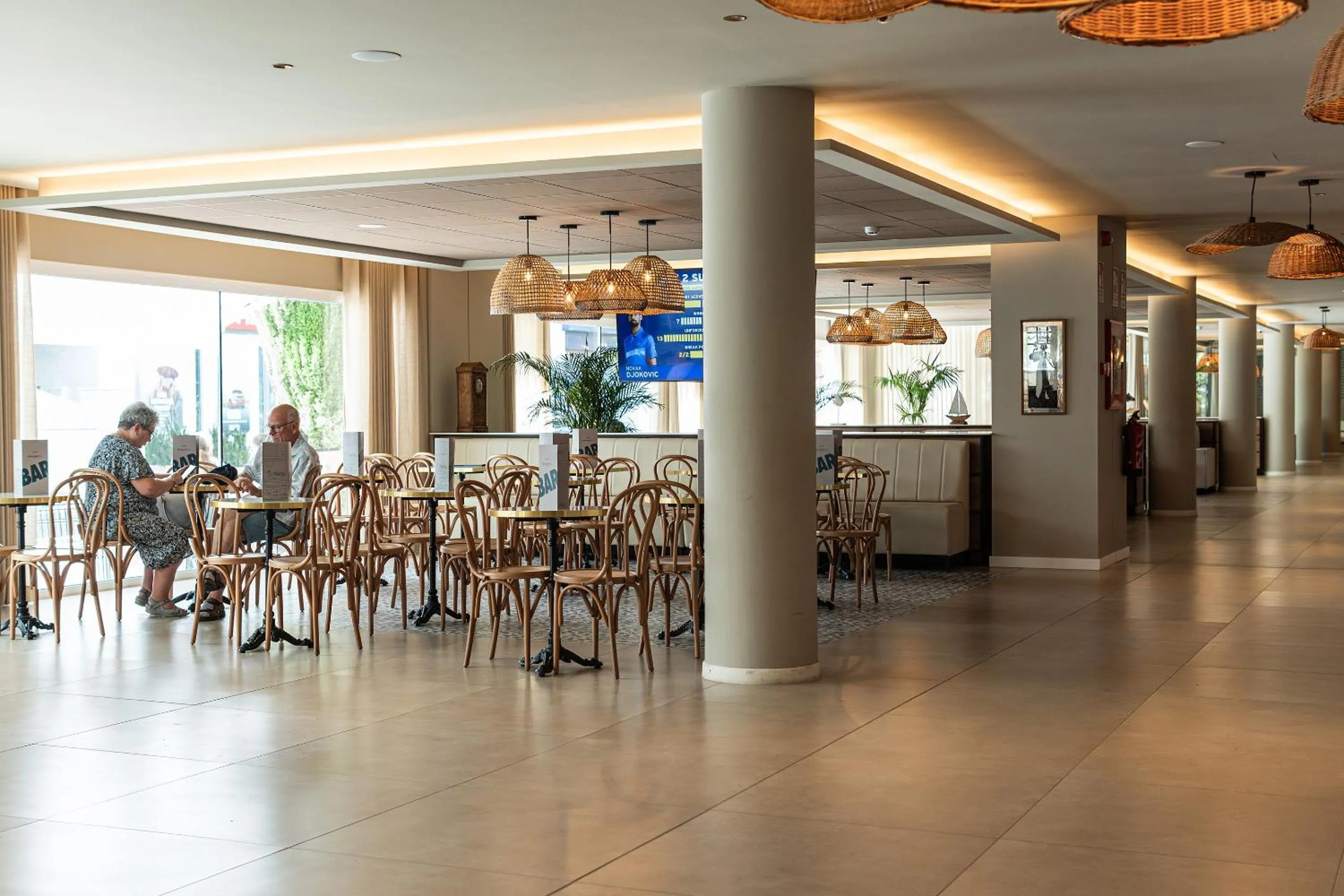 Lounge or bar in Hotel - Bungalows Don Juan Tossa