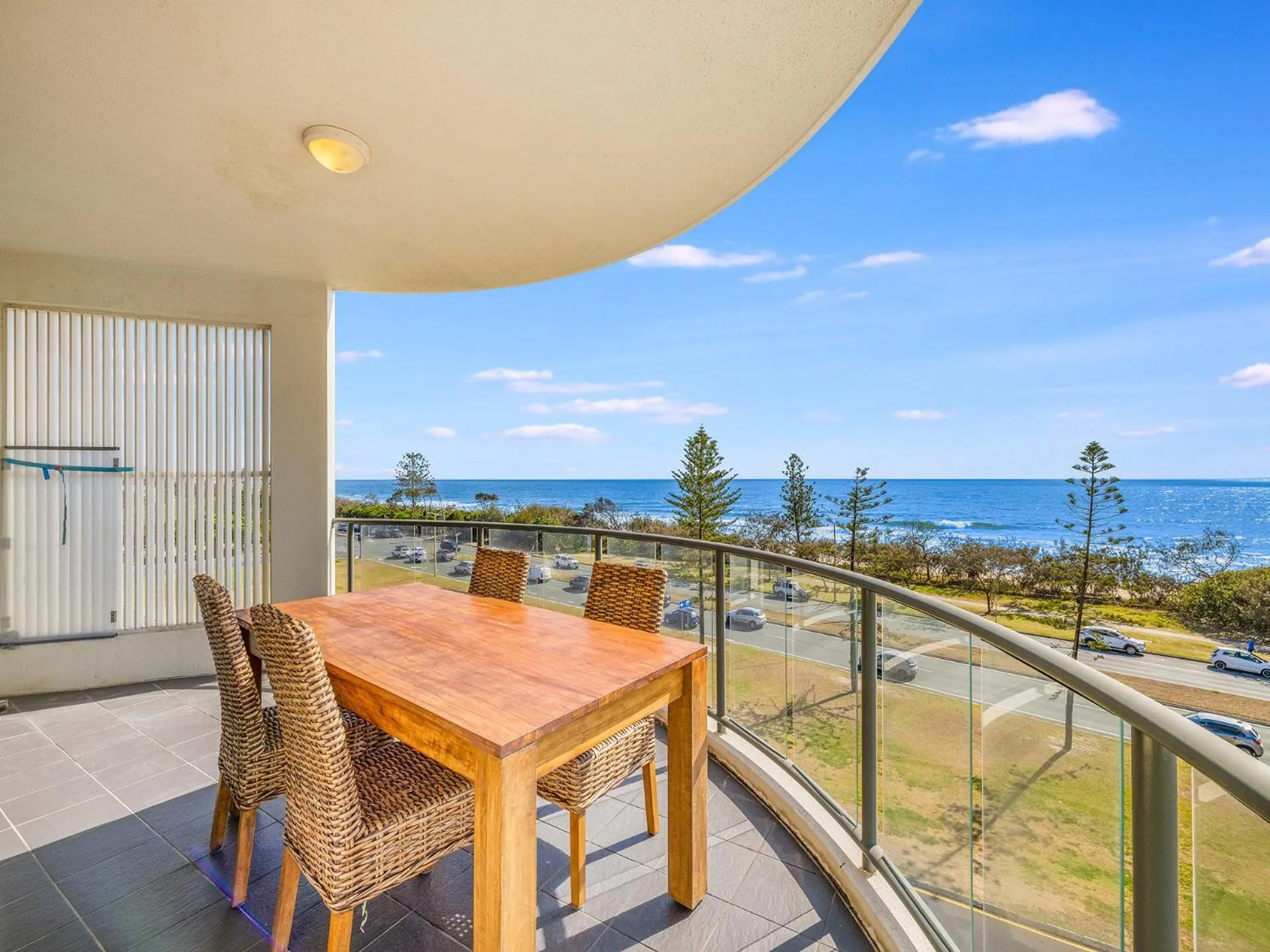Balcony/Terrace in Meridian Alex Beach Apartments