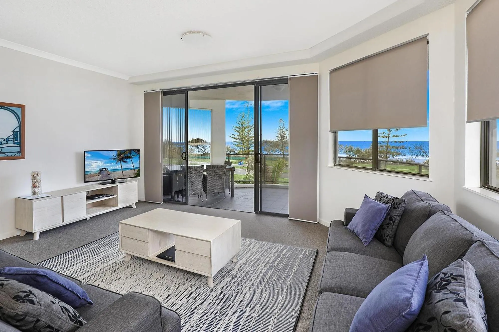 Living room in Meridian Alex Beach Apartments