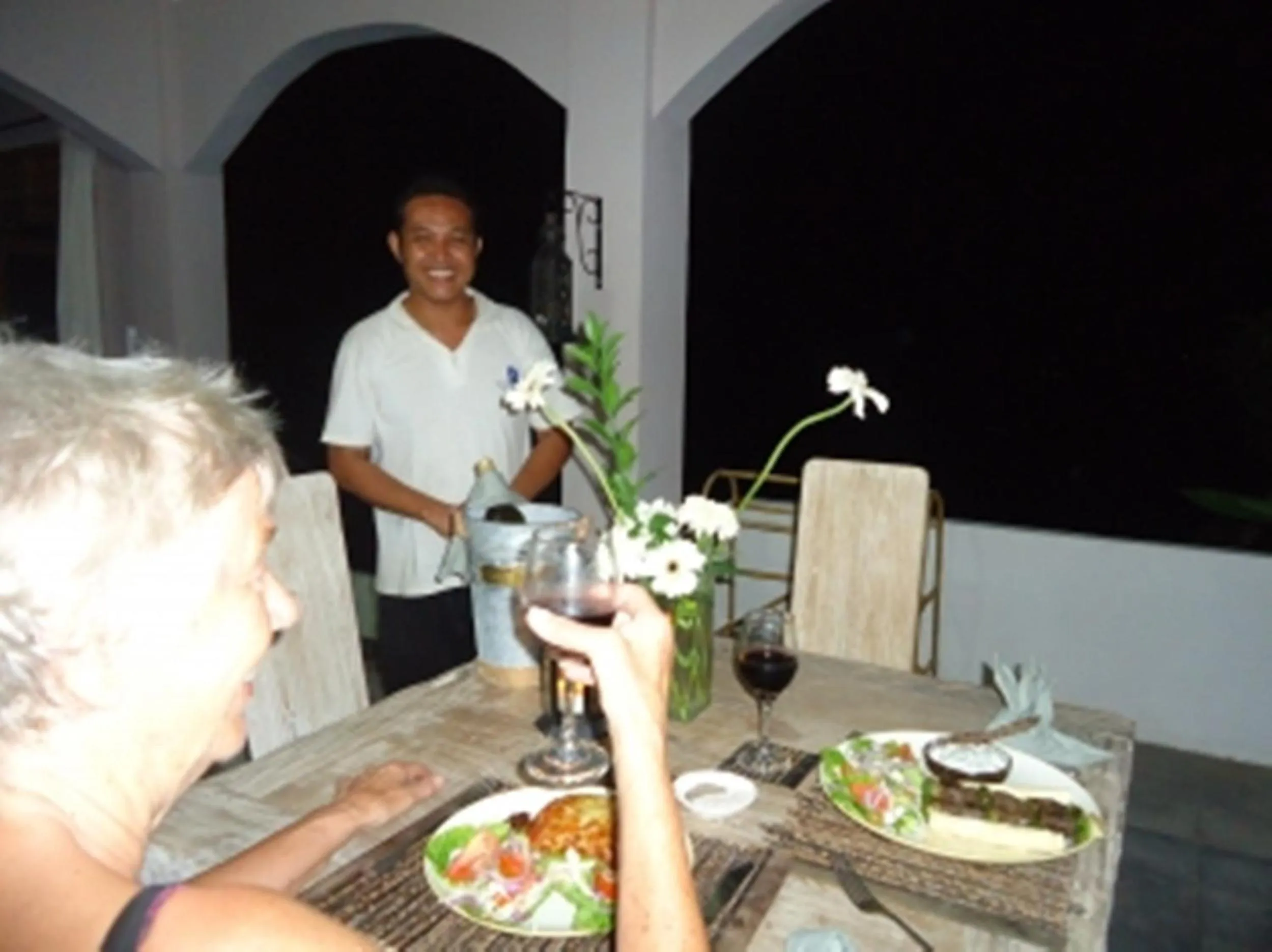 Restaurant/places to eat in Baliku Dive Resort