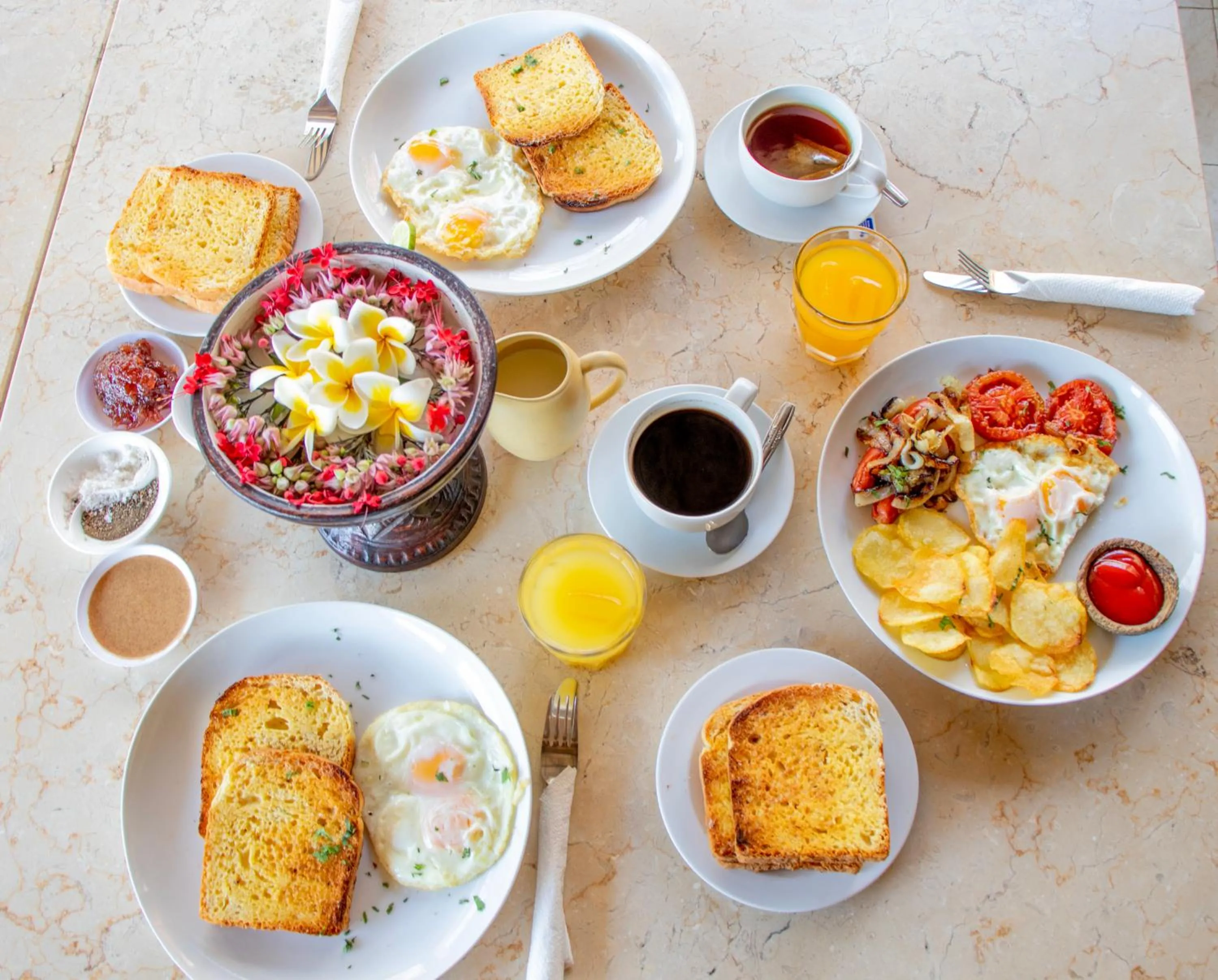 Breakfast in Baliku Dive Resort