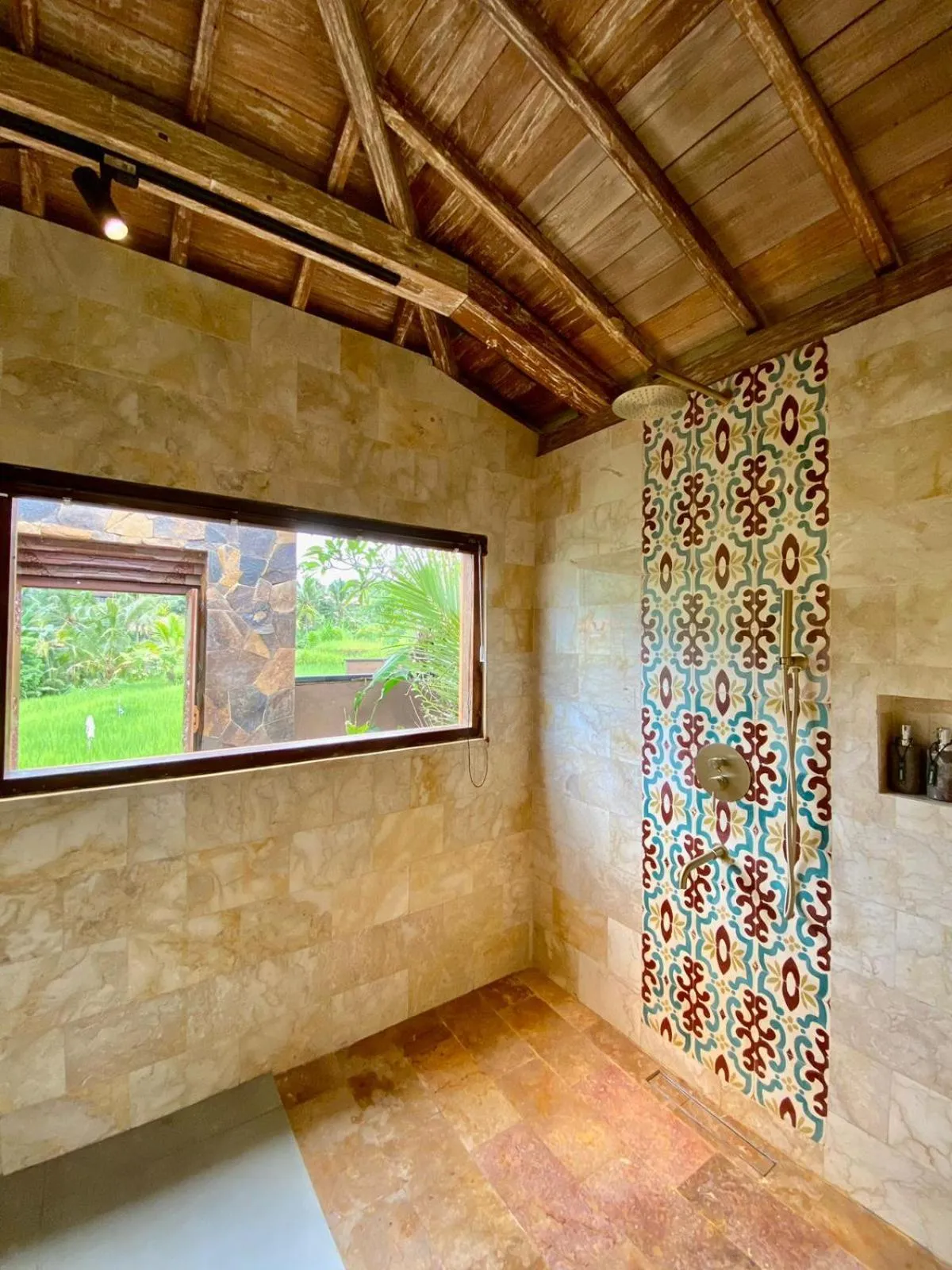 Shower in Abian Ayu Villa