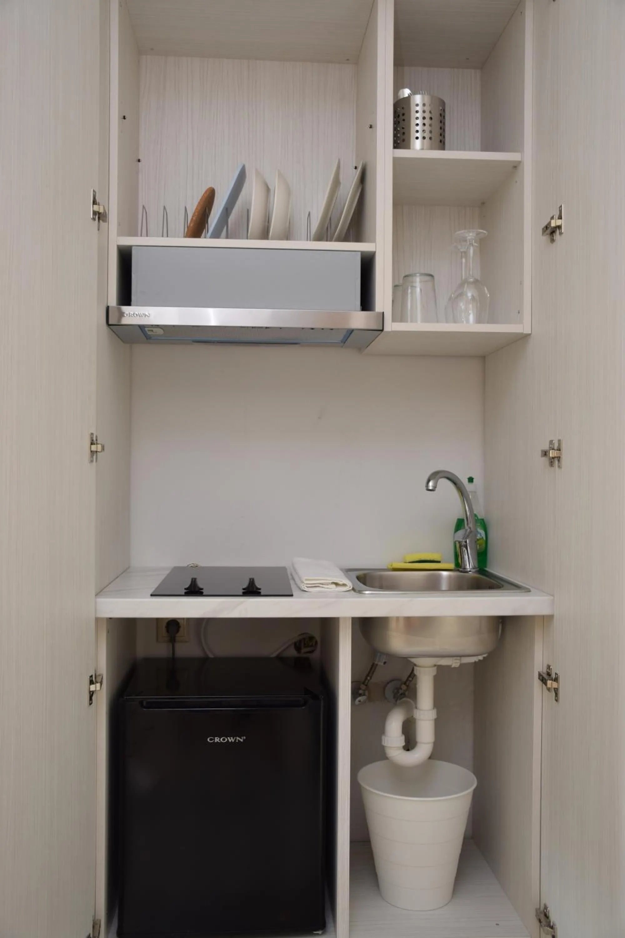 Coffee/tea facilities in 24K Athena Suites