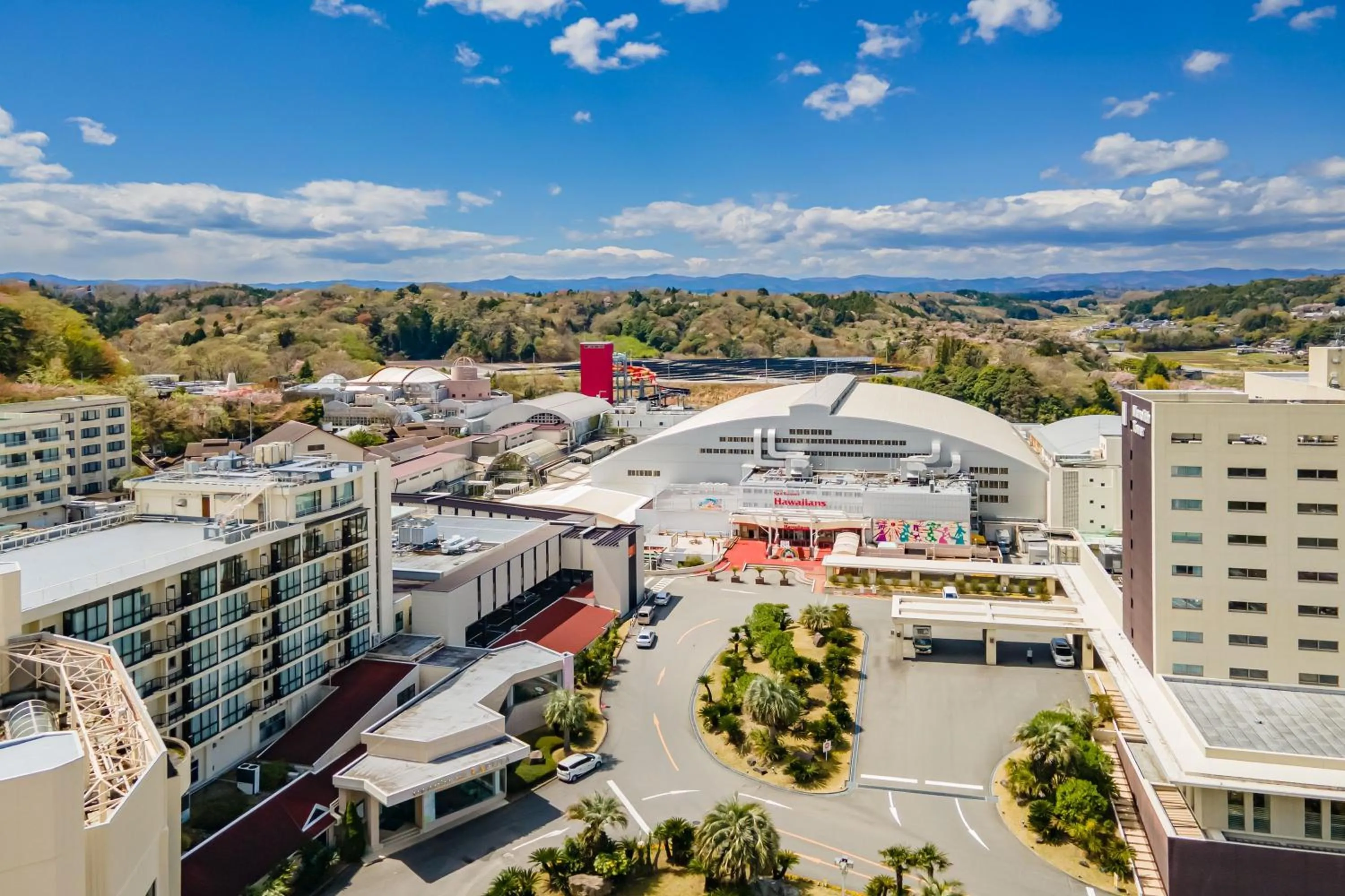 Property building in Spa Resort Hawaiians Hotel Hawaiians