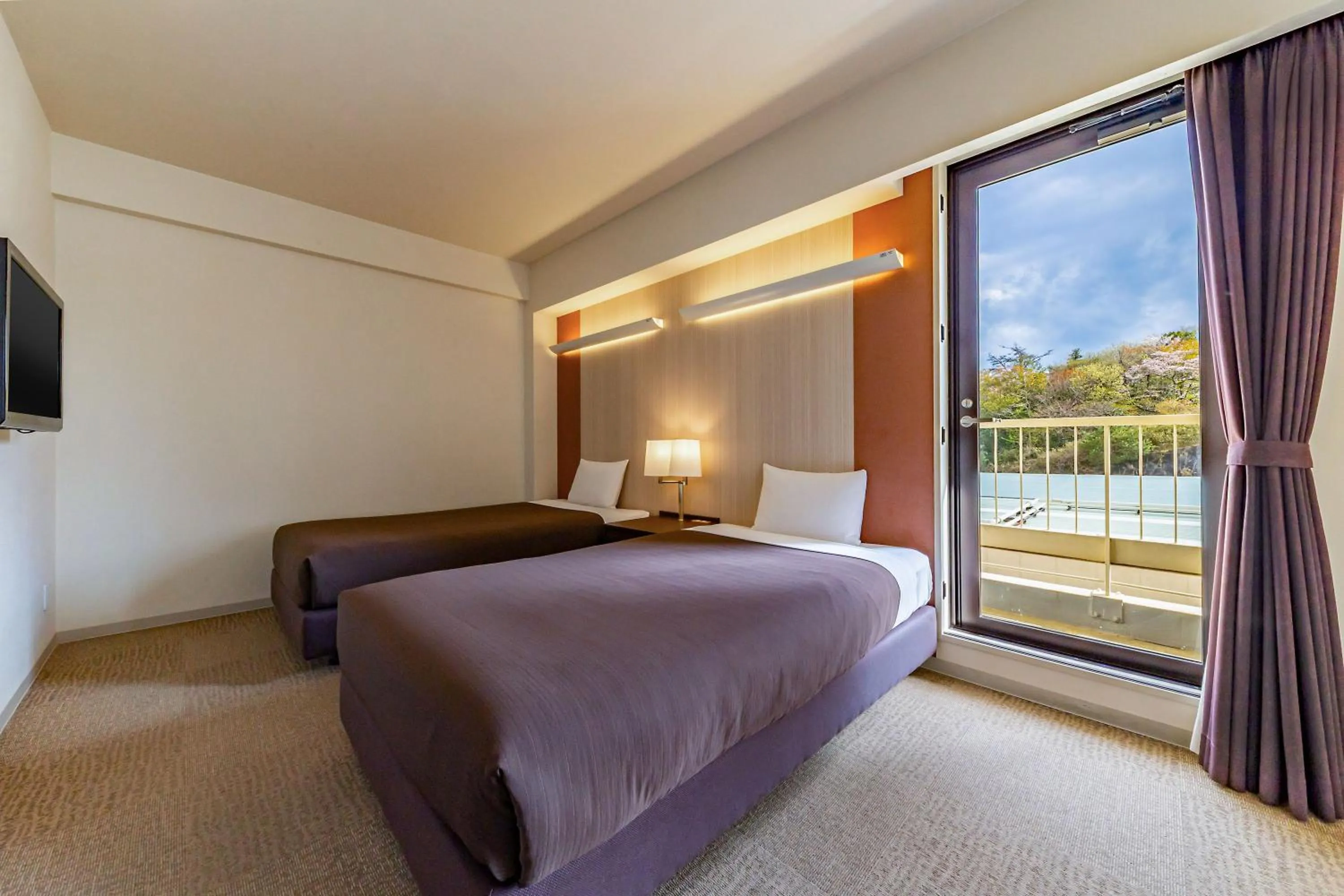 Bed in Spa Resort Hawaiians Hotel Hawaiians