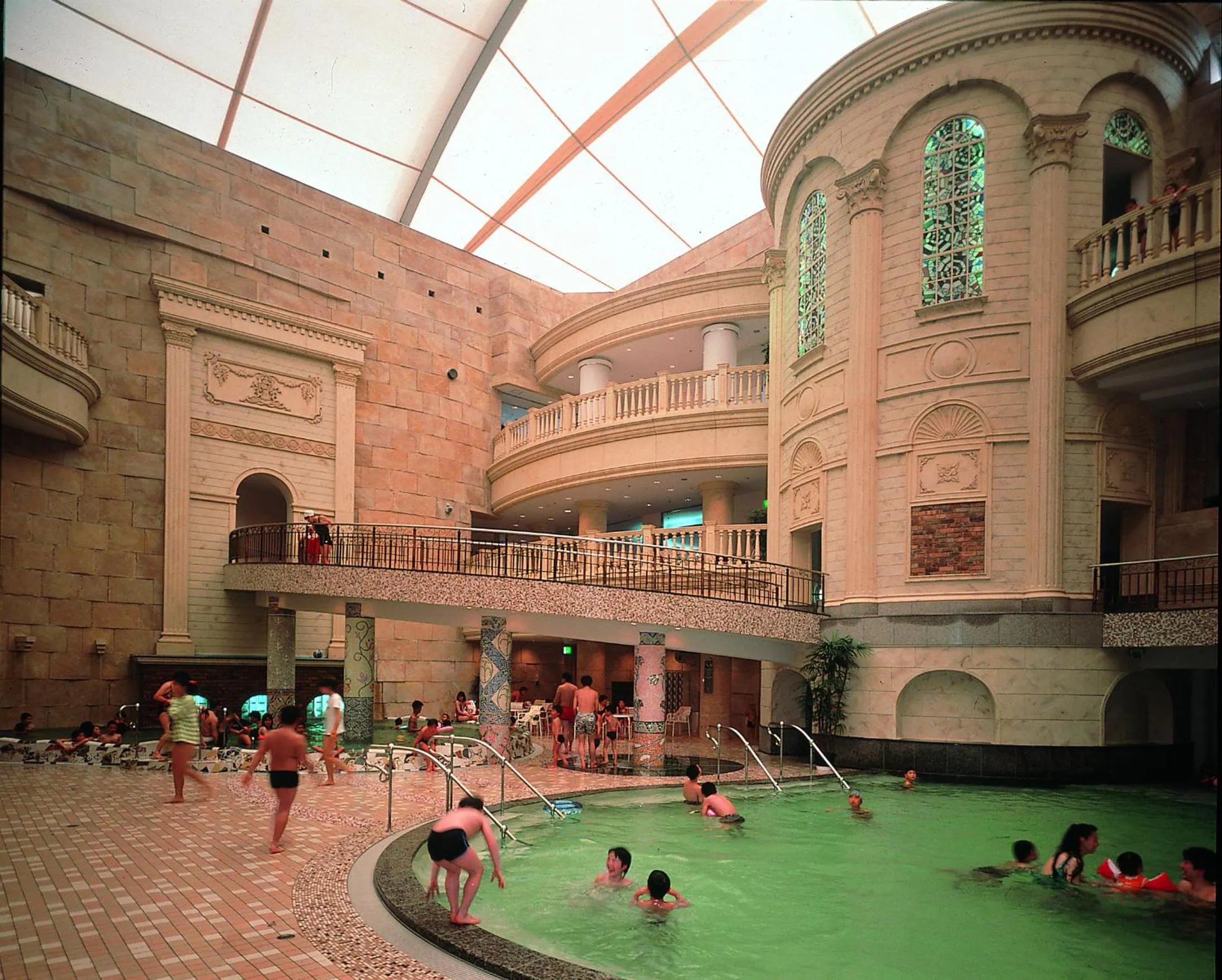 Swimming pool in Spa Resort Hawaiians Hotel Hawaiians