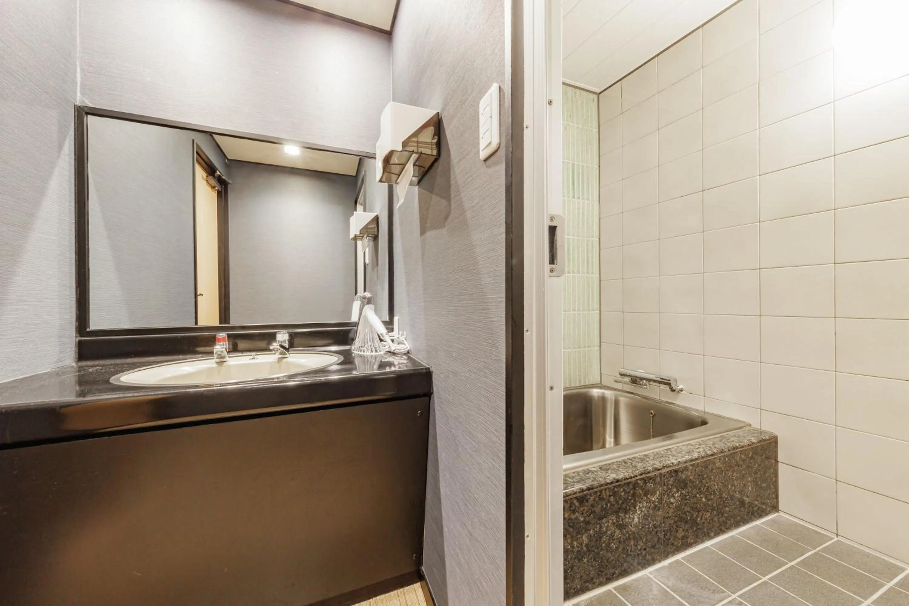 Bathroom in Spa Resort Hawaiians Hotel Hawaiians