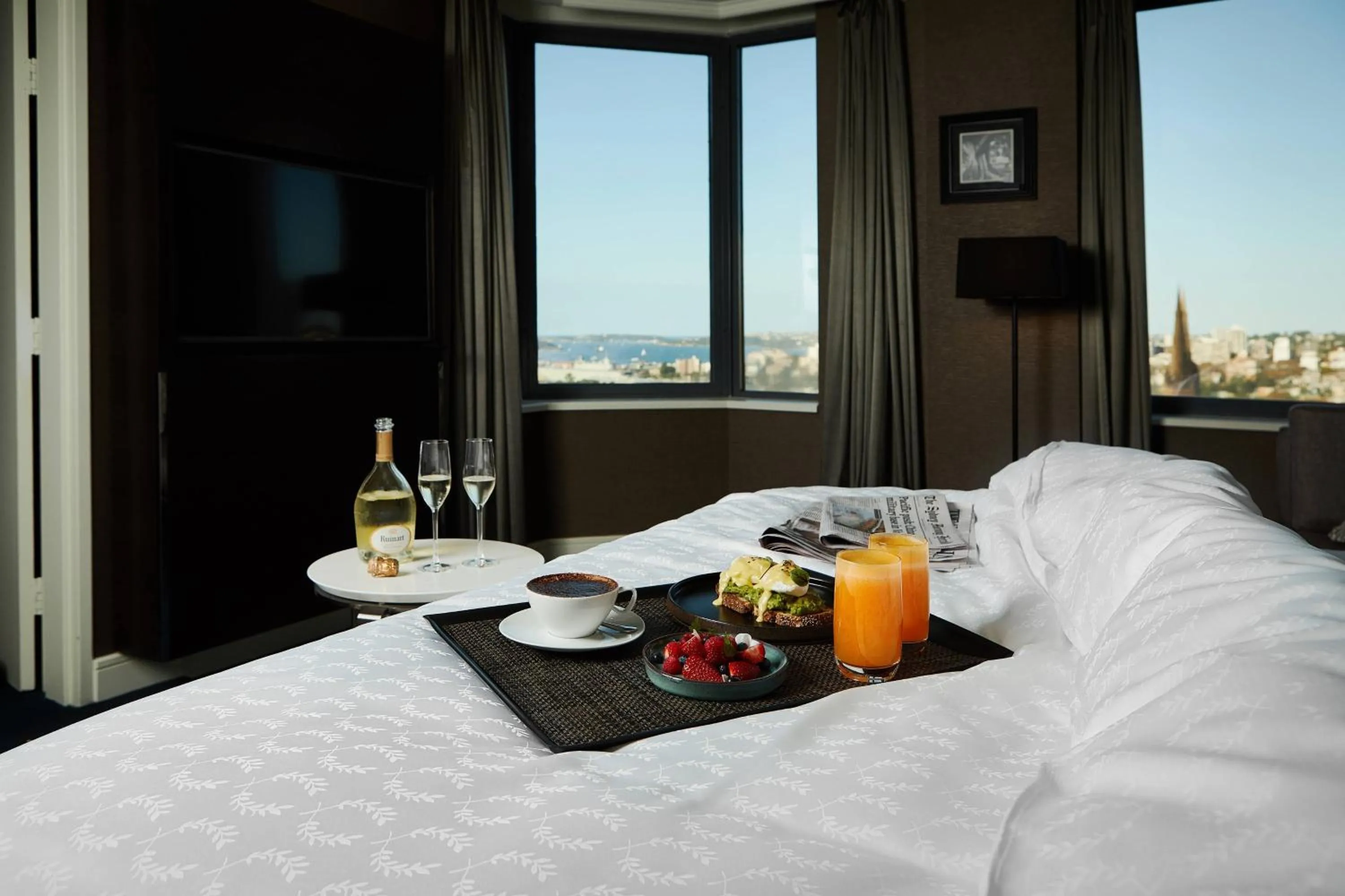 Breakfast, Bed in Sheraton Grand Sydney Hyde Park