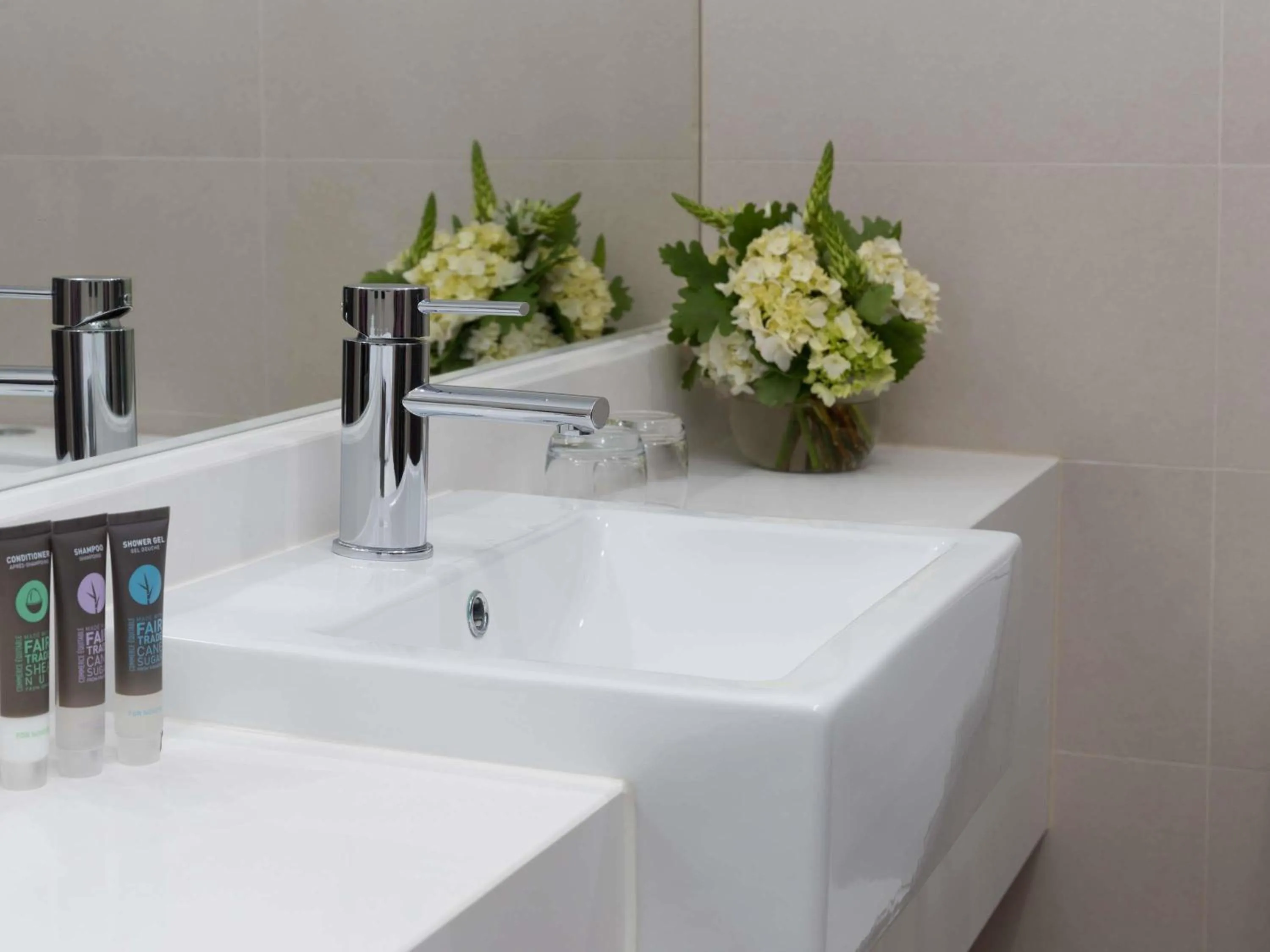 Bedroom in Novotel Geelong