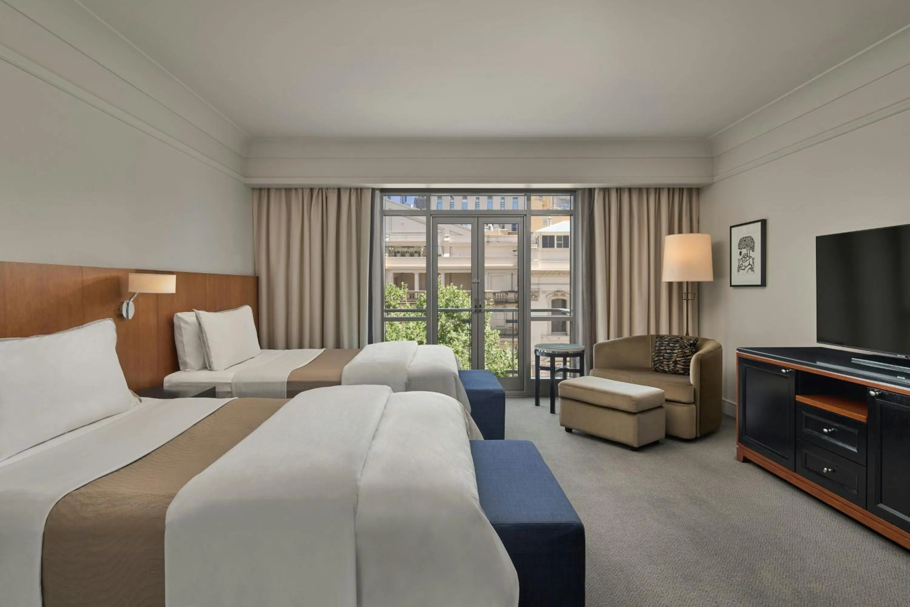 Photo of the whole room, Bed in The Westin Melbourne