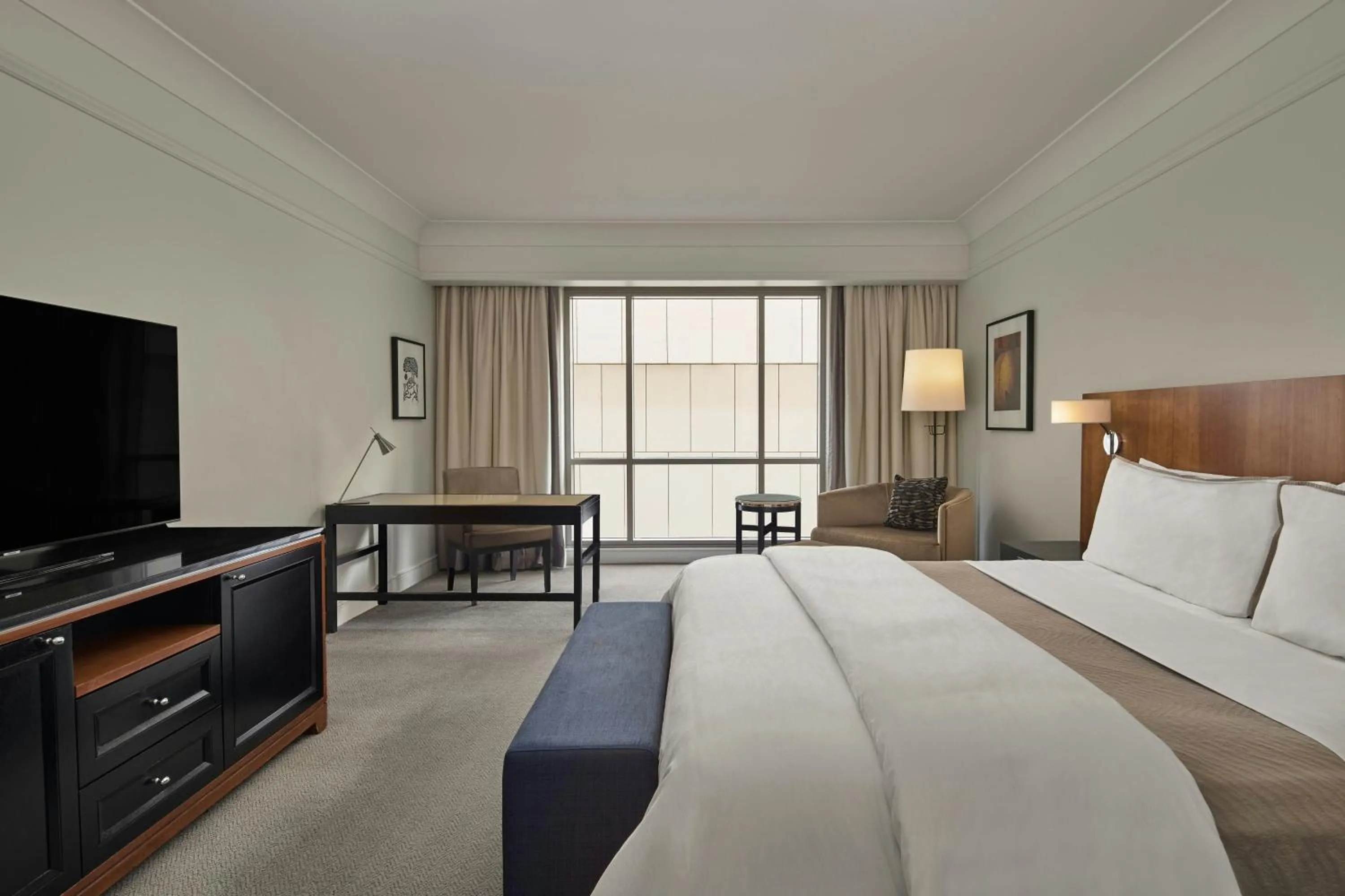 Photo of the whole room, Bed in The Westin Melbourne