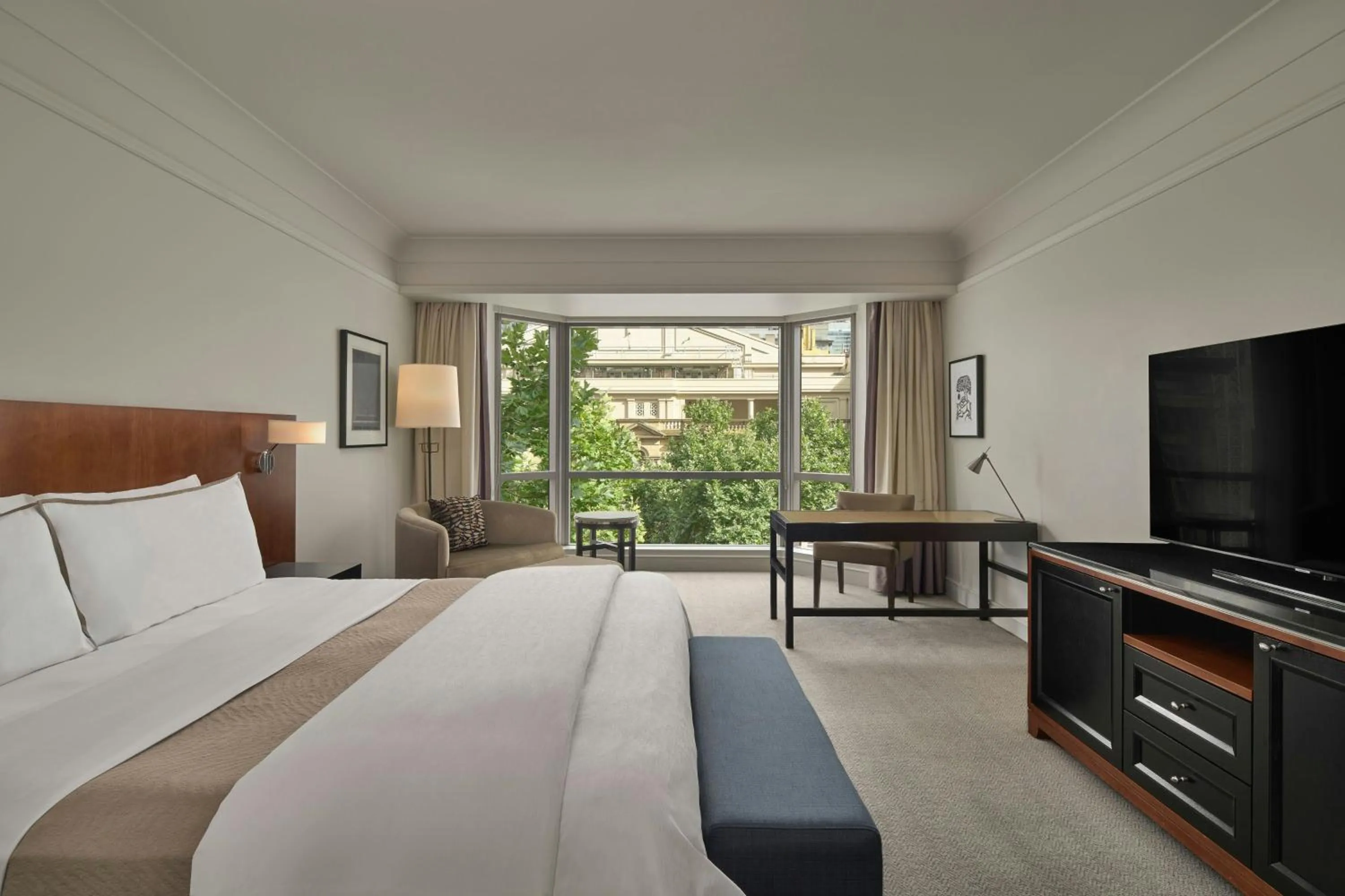 Photo of the whole room, Bed in The Westin Melbourne