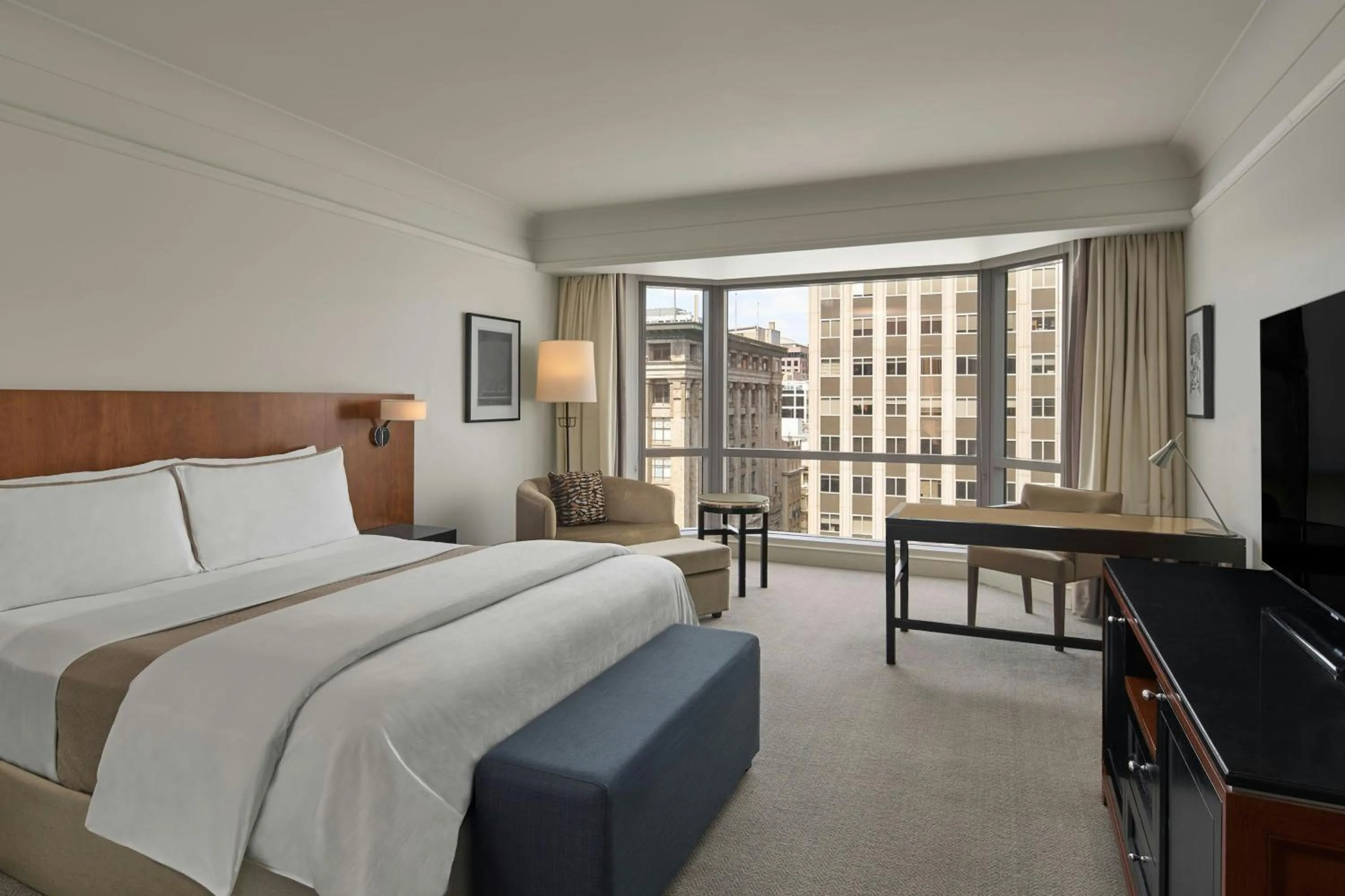 Photo of the whole room, Bed in The Westin Melbourne