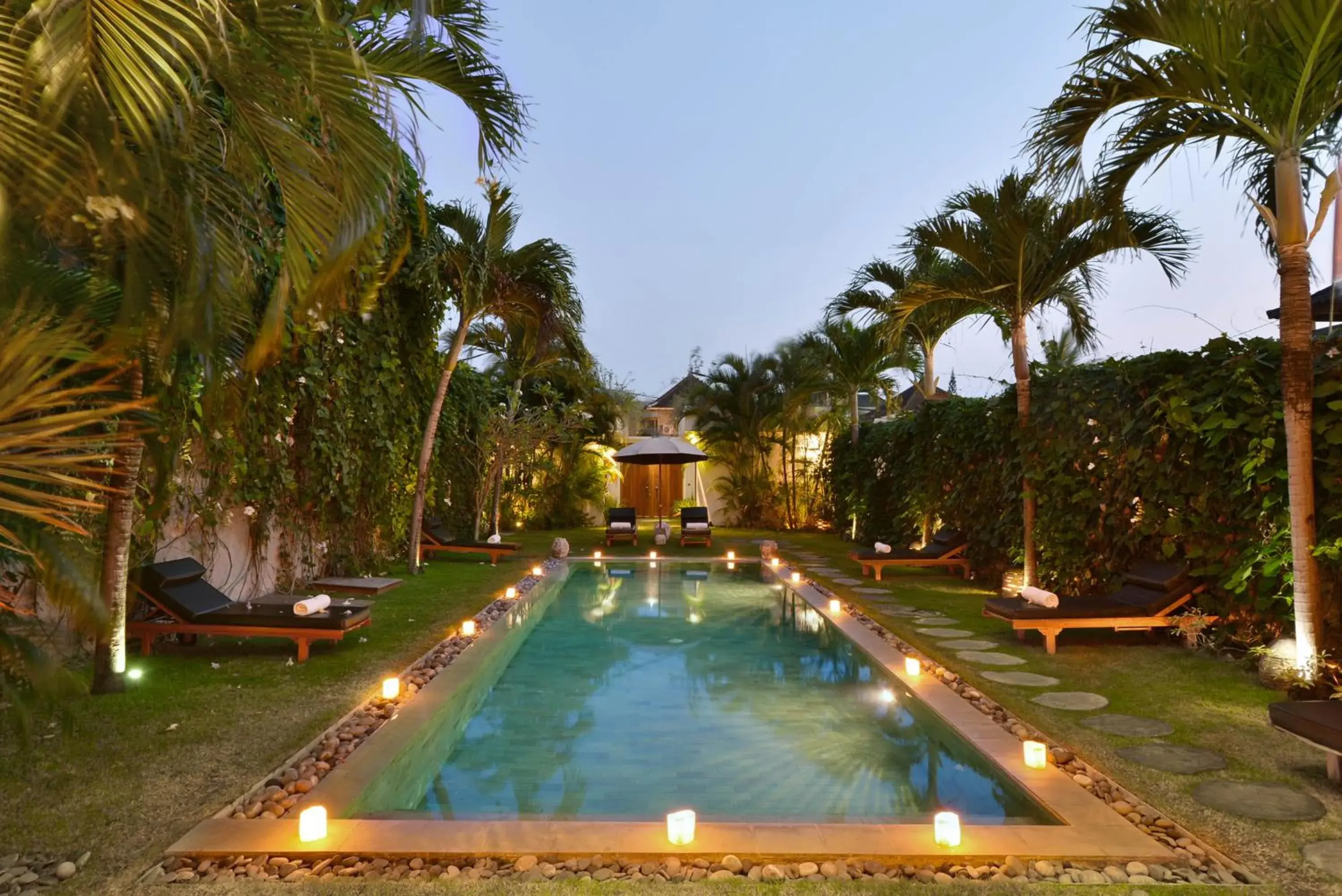 Five-Bedroom Villa with Private Pool and Fully Equipped Kitchenette in Villa Chocolat Seminyak Five-Bedroom Villa with Private Pool and Fully Equipped Kitchenette in Villa Chocolat Seminyak