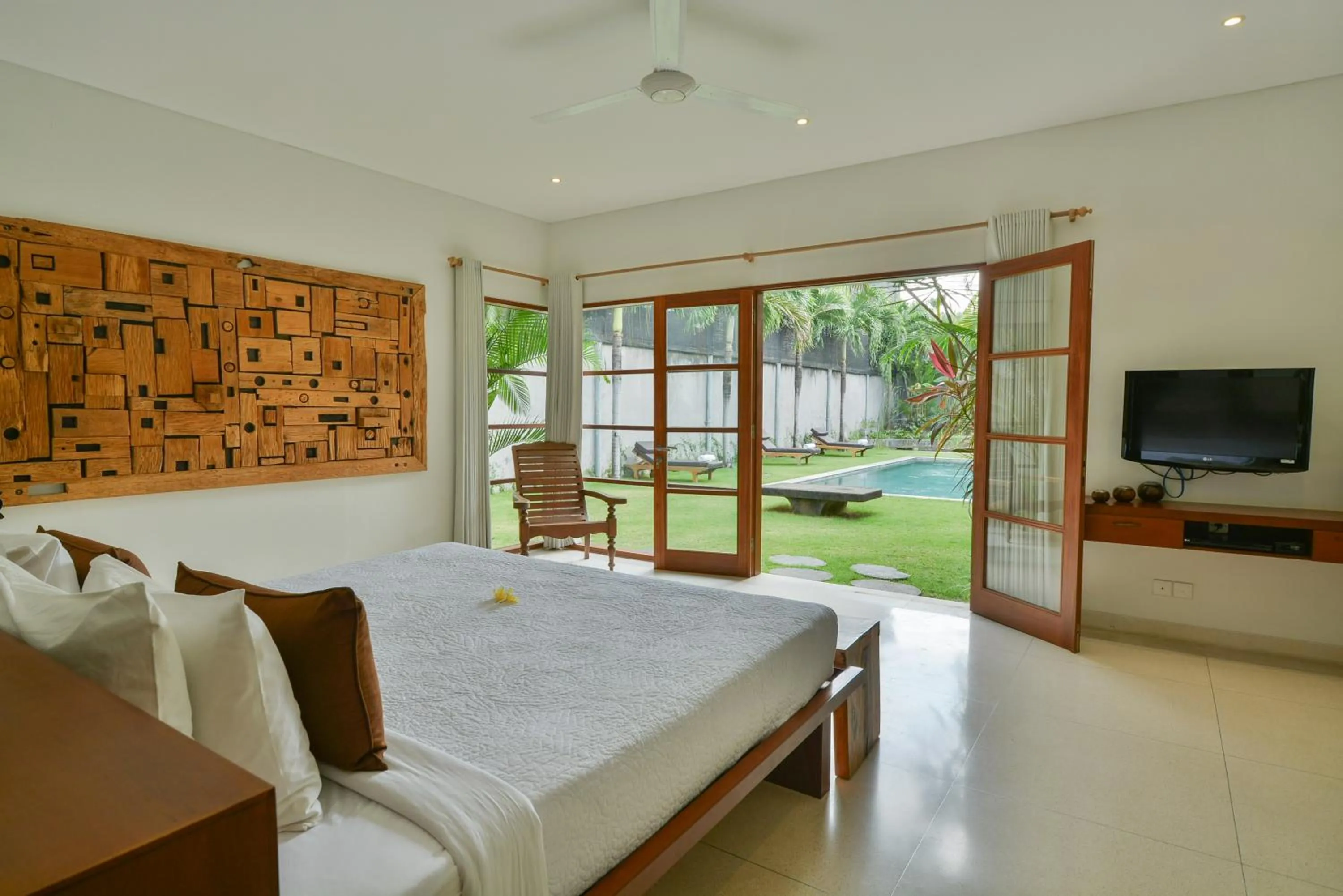 Bed in Villa Chocolat Seminyak