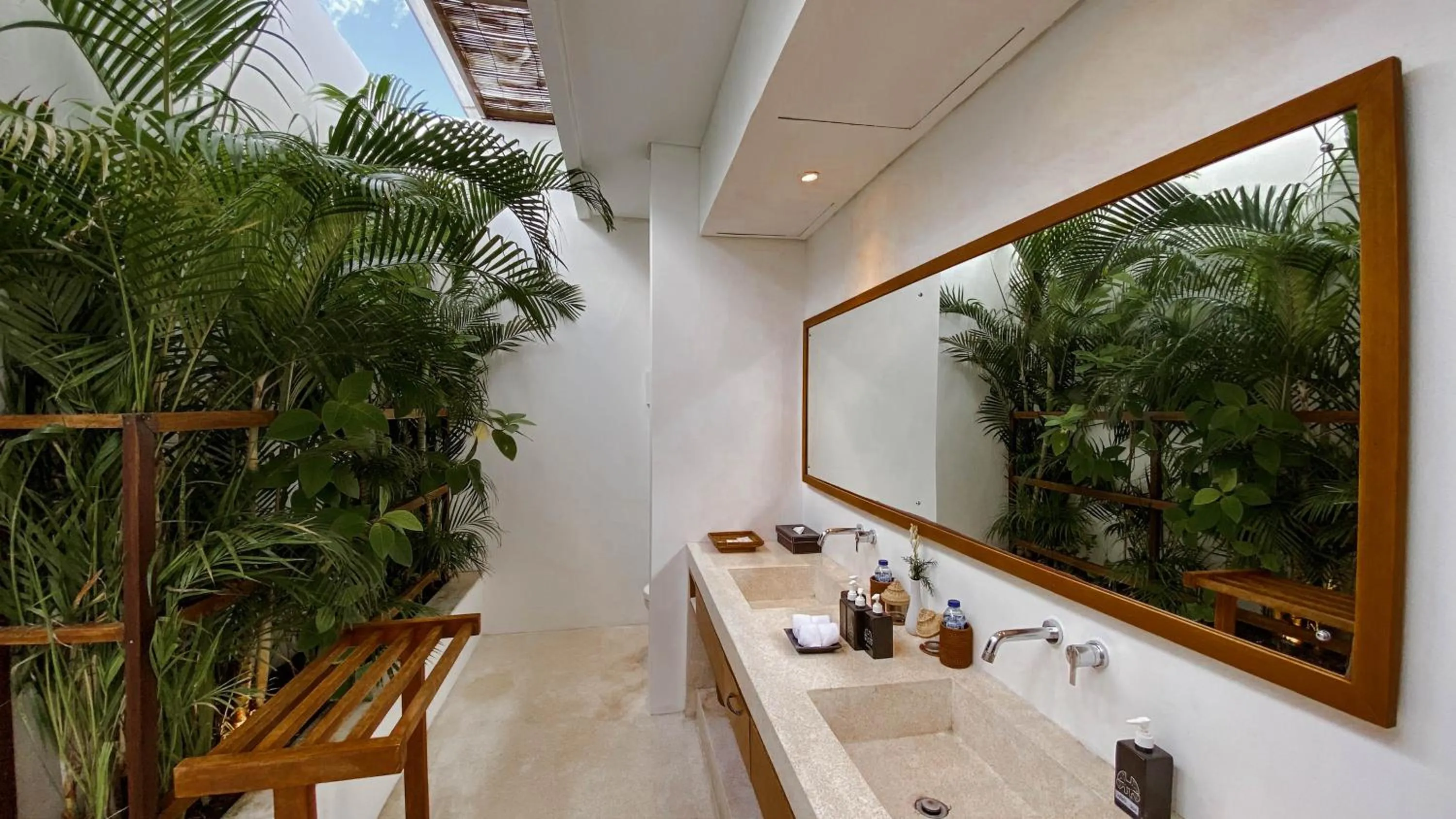 Bathroom in Villa Chocolat Seminyak