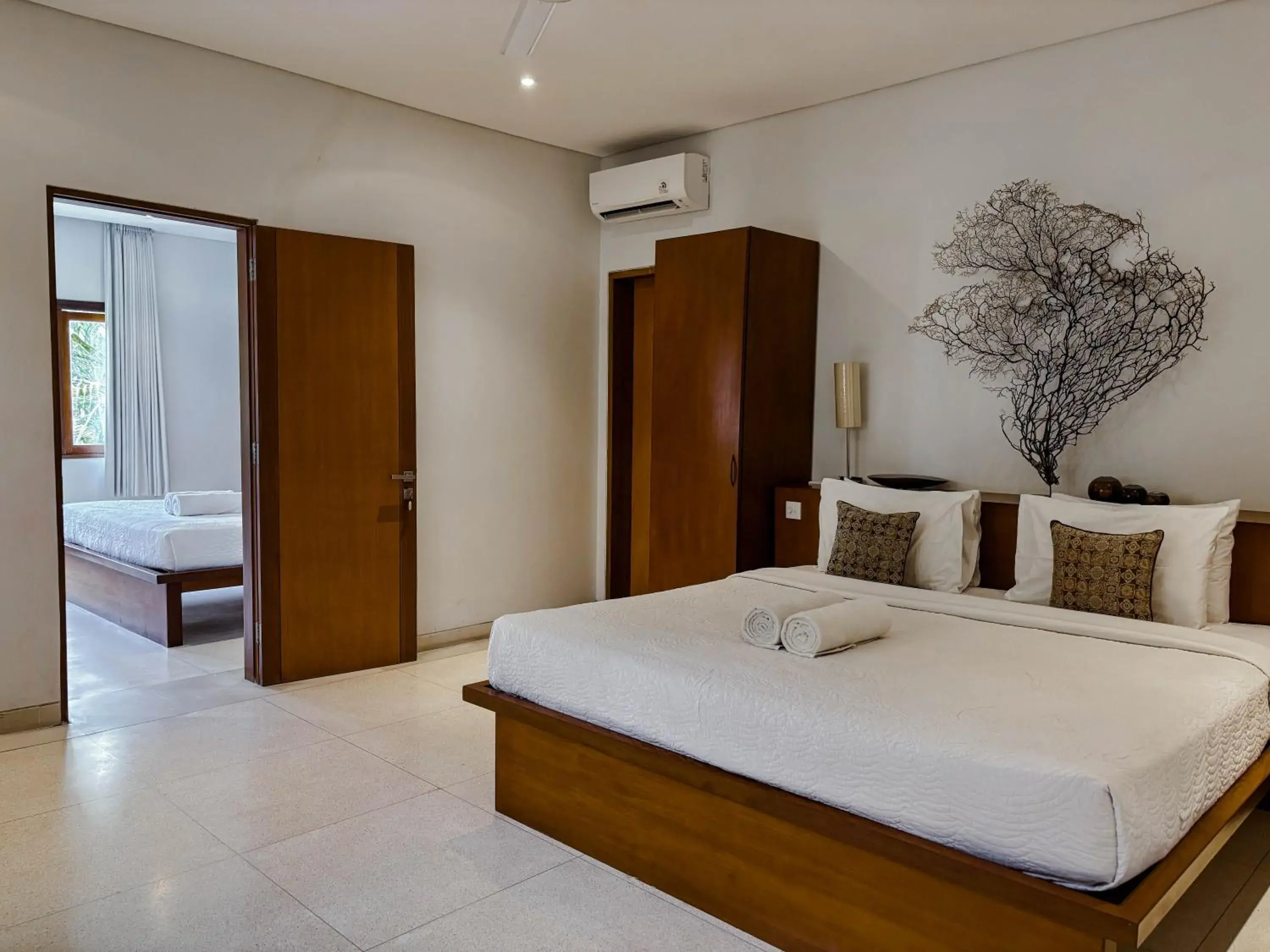 Five-Bedroom Villa with Private Pool and Fully Equipped Kitchenette in Villa Chocolat Seminyak Five-Bedroom Villa with Private Pool and Fully Equipped Kitchenette in Villa Chocolat Seminyak