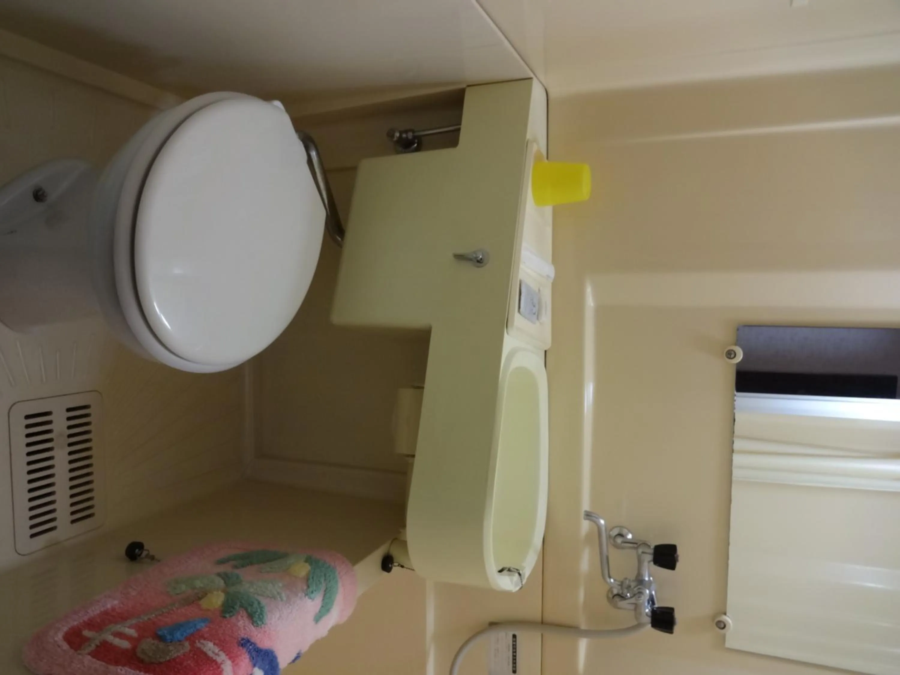 Bathroom in Hotel Moc