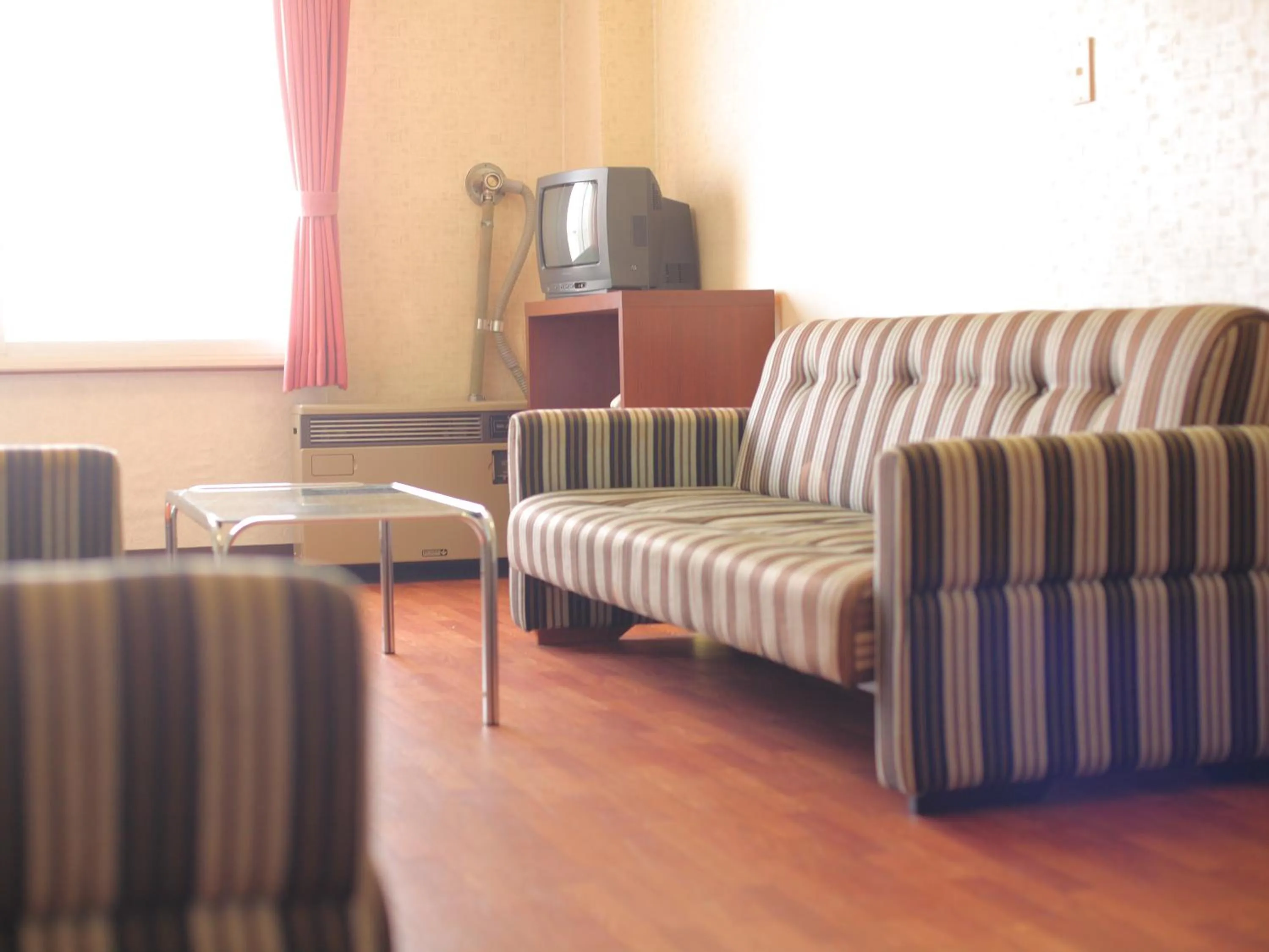 Photo of the whole room in Hotel Moc