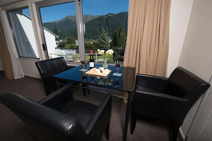 Seating area in Hurley's of Queenstown