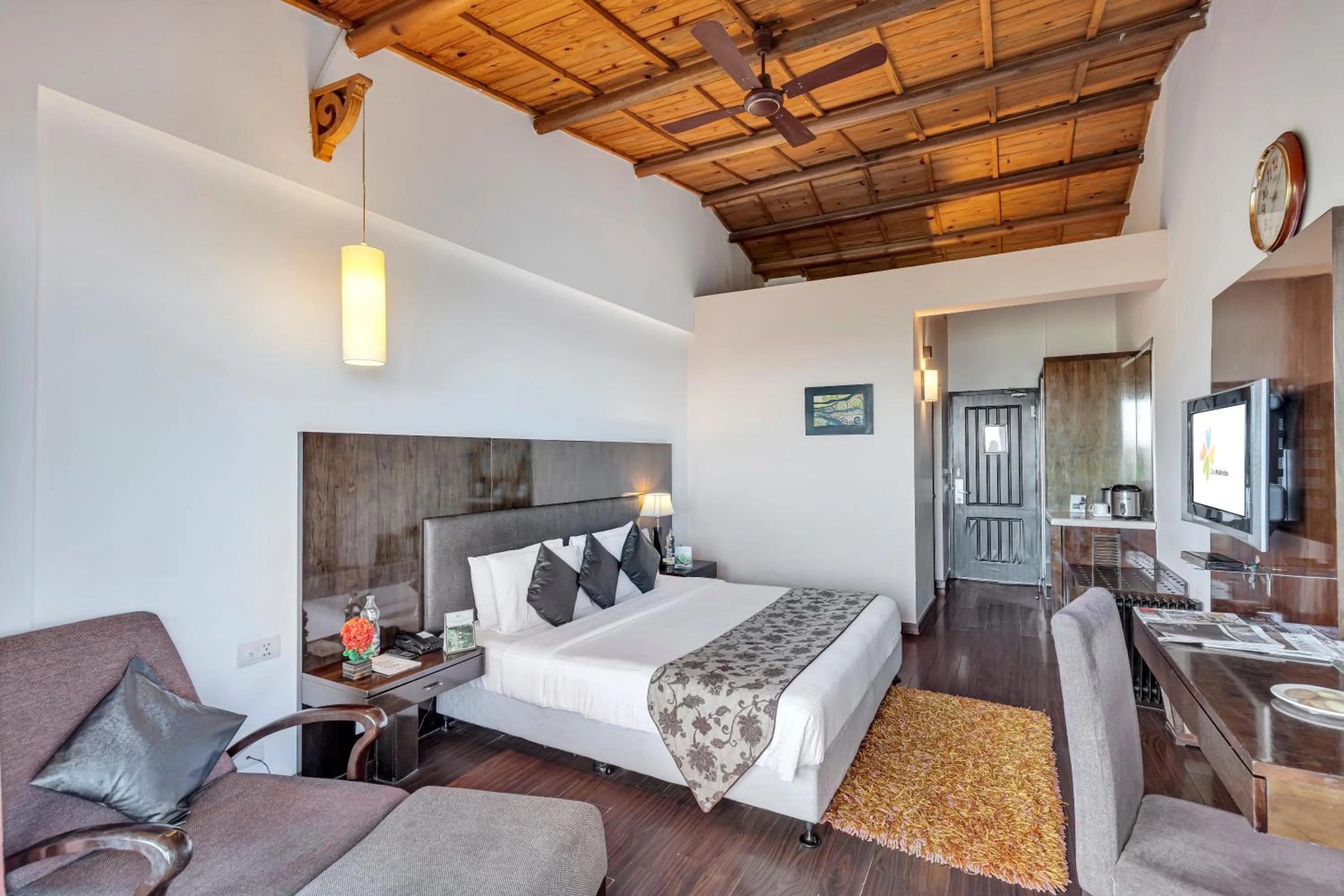 Bed in Club Mahindra Kanatal