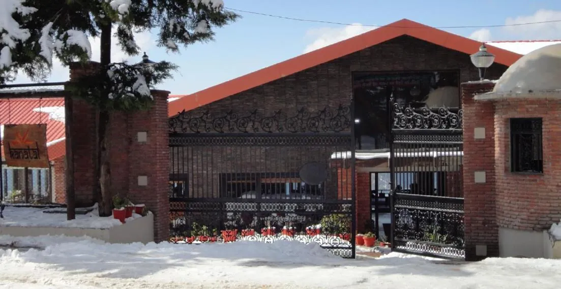 Facade/entrance in Club Mahindra Kanatal