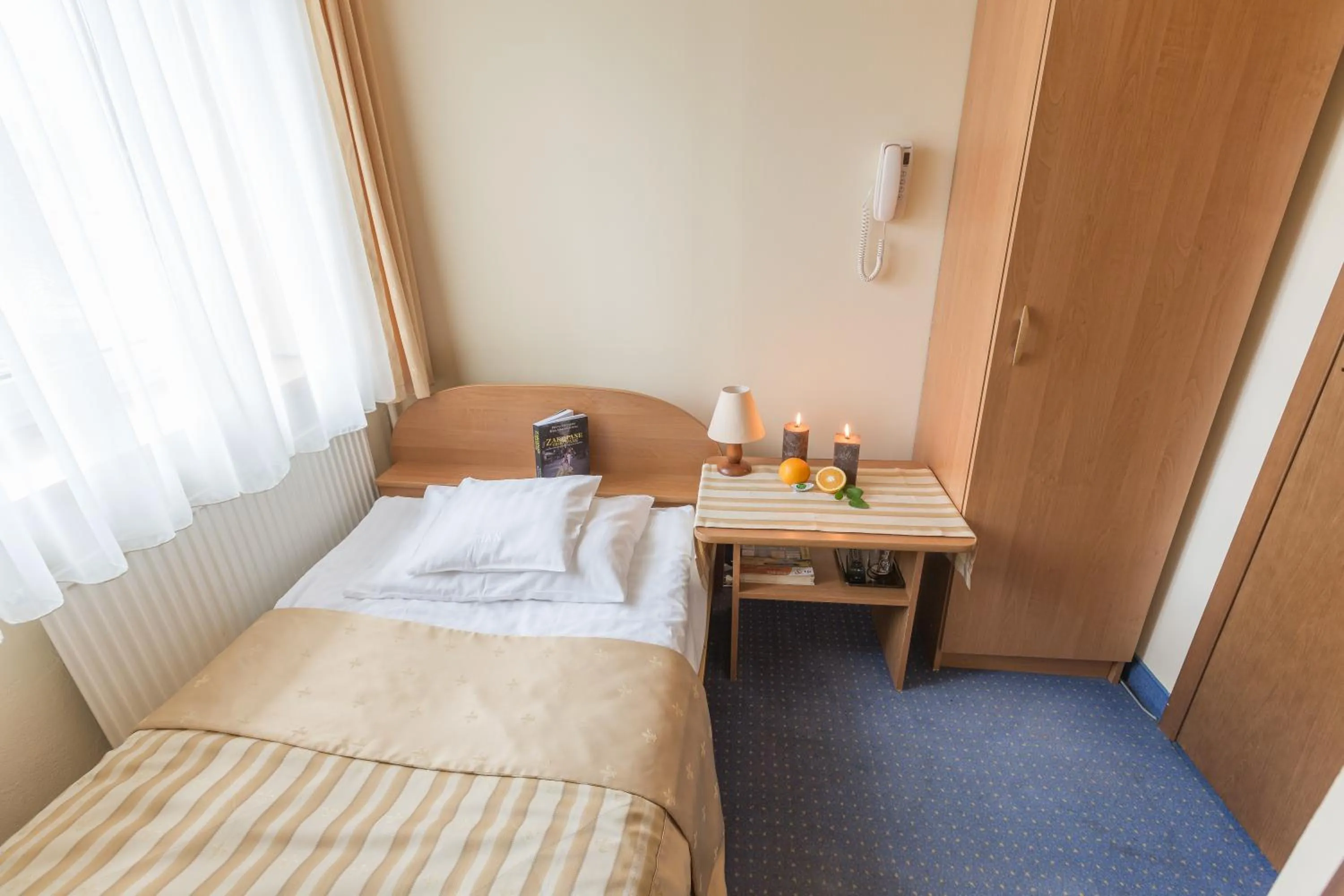 Bed in Ośrodek FIAN Zakopane - noclegi i konferencje w centrum