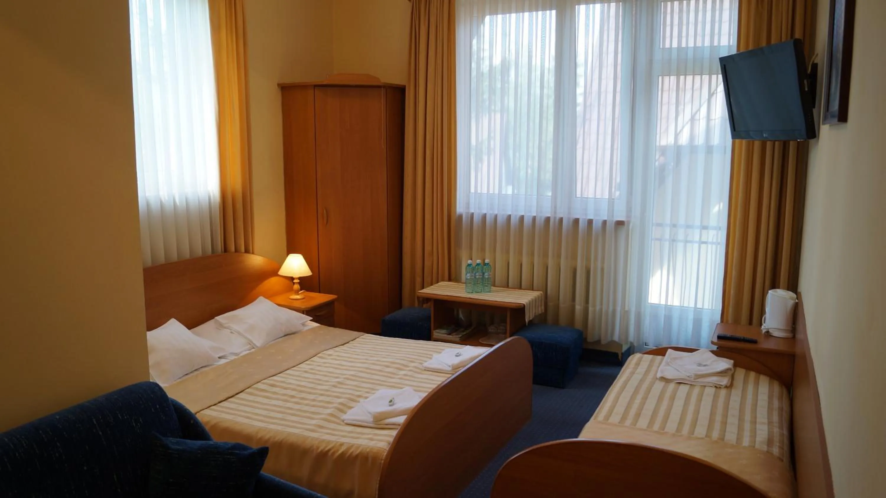 Photo of the whole room, Bed in Ośrodek FIAN Zakopane - noclegi i konferencje w centrum