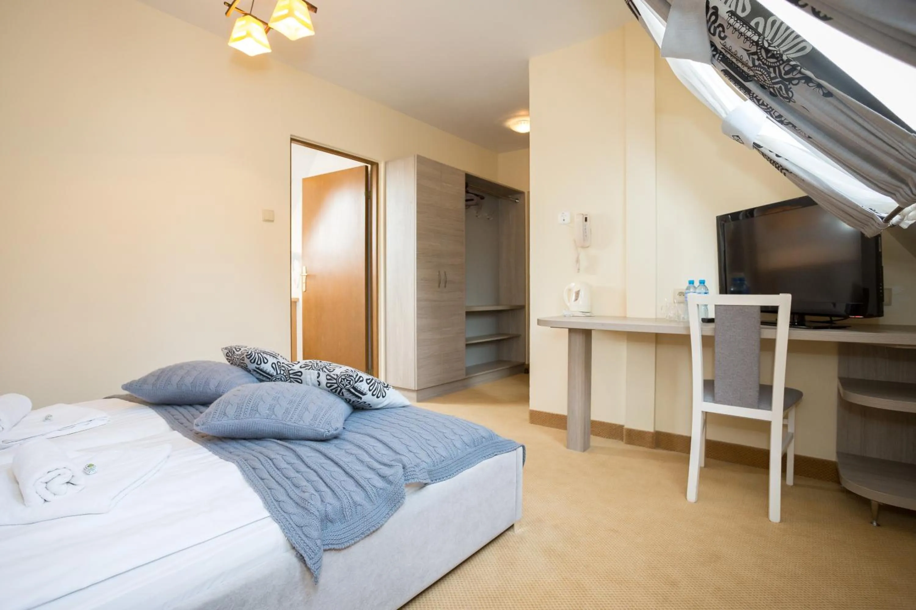 Bed in Ośrodek FIAN Zakopane - noclegi i konferencje w centrum