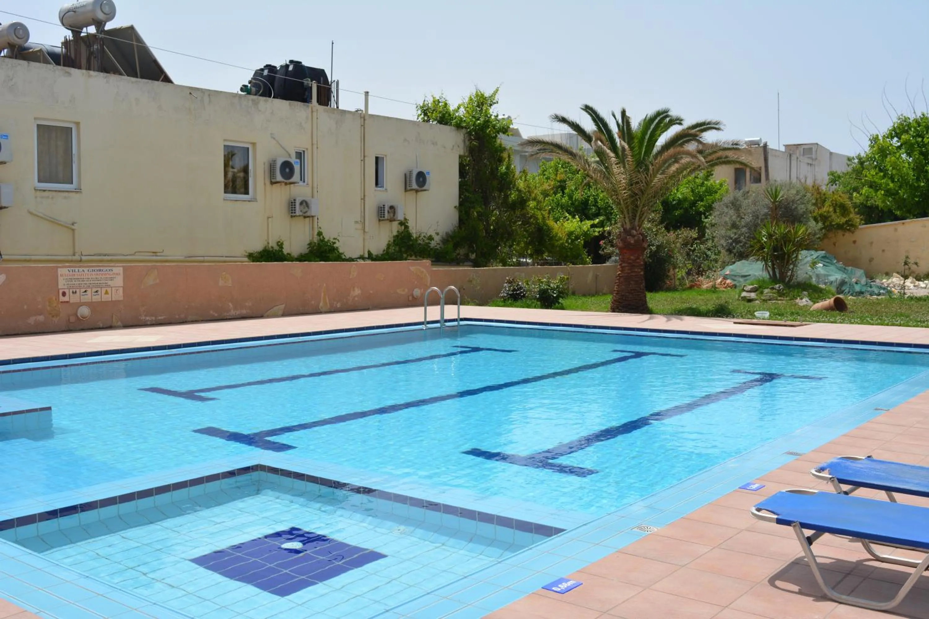 Swimming pool in Villa Giorgos