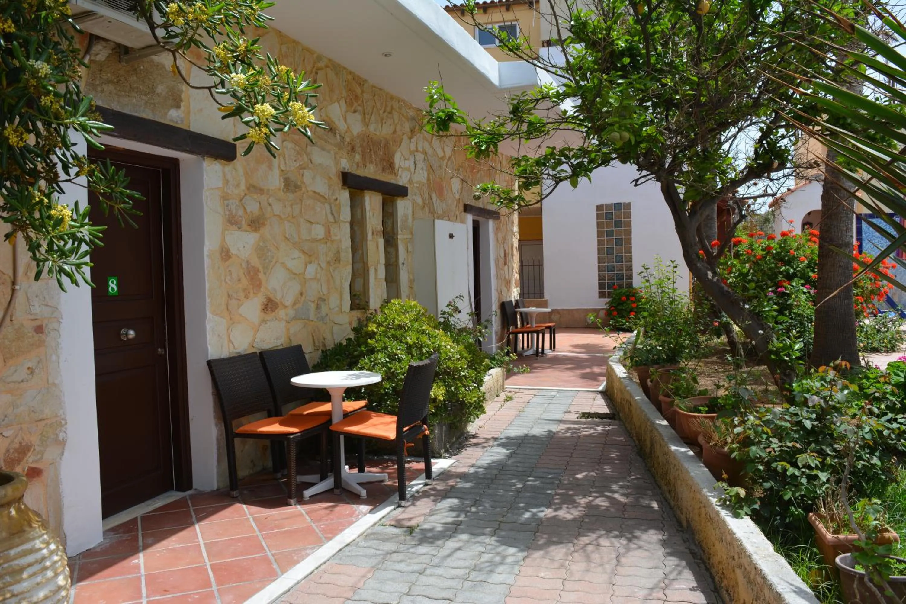 Facade/entrance in Villa Giorgos