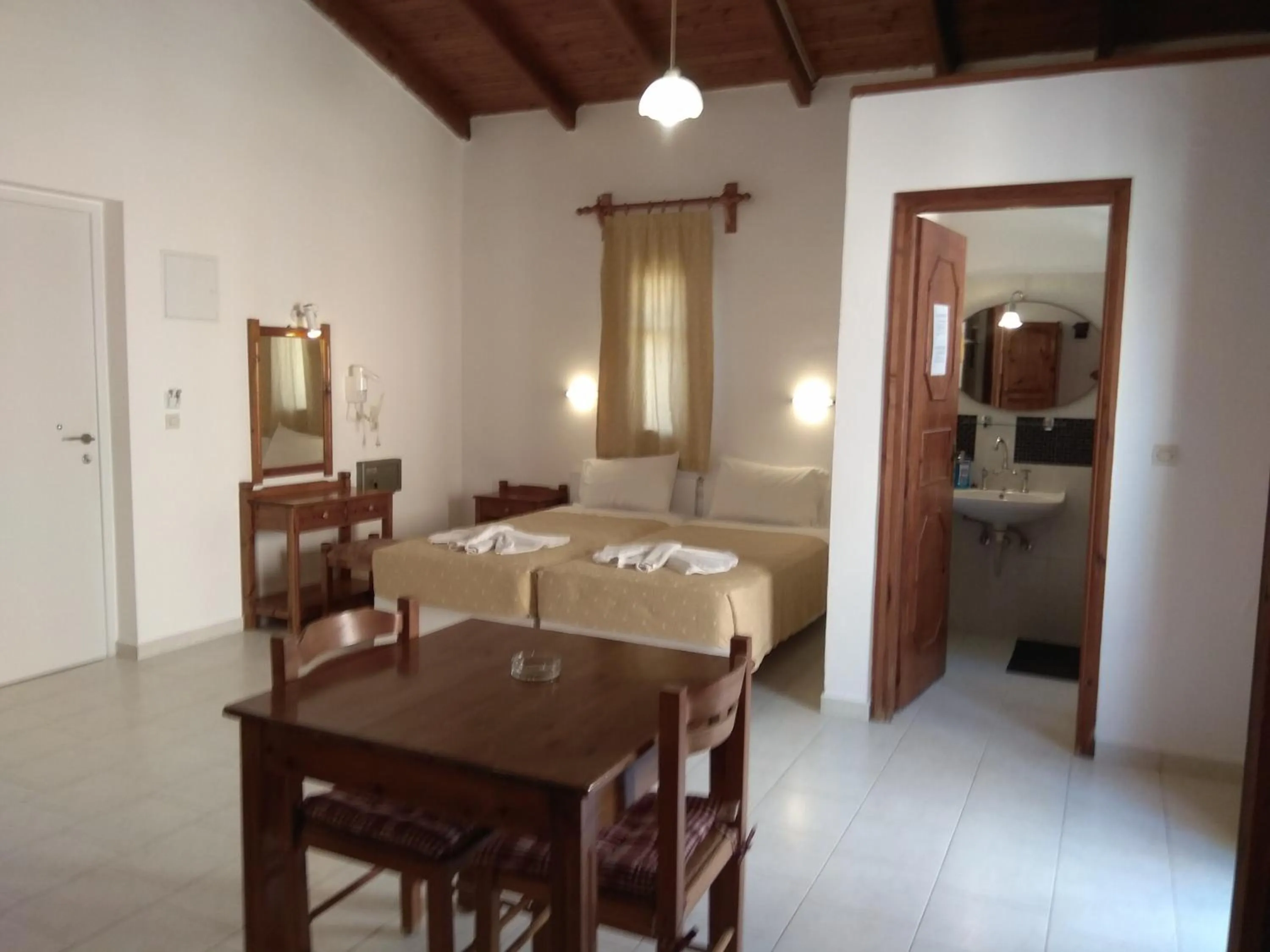 Dining area in Villa Giorgos