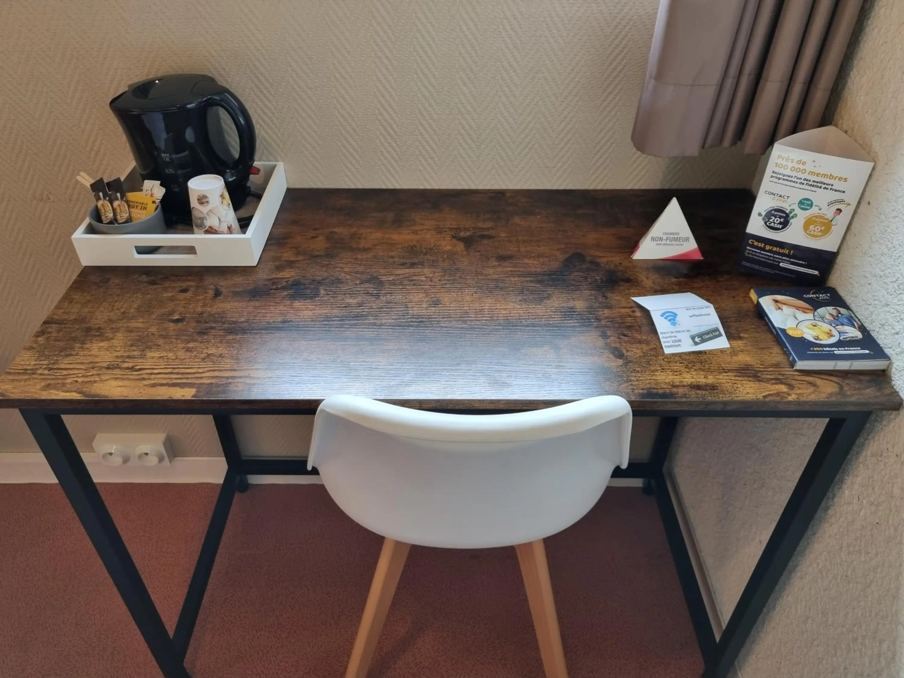 Coffee/tea facilities in Bel Hotel