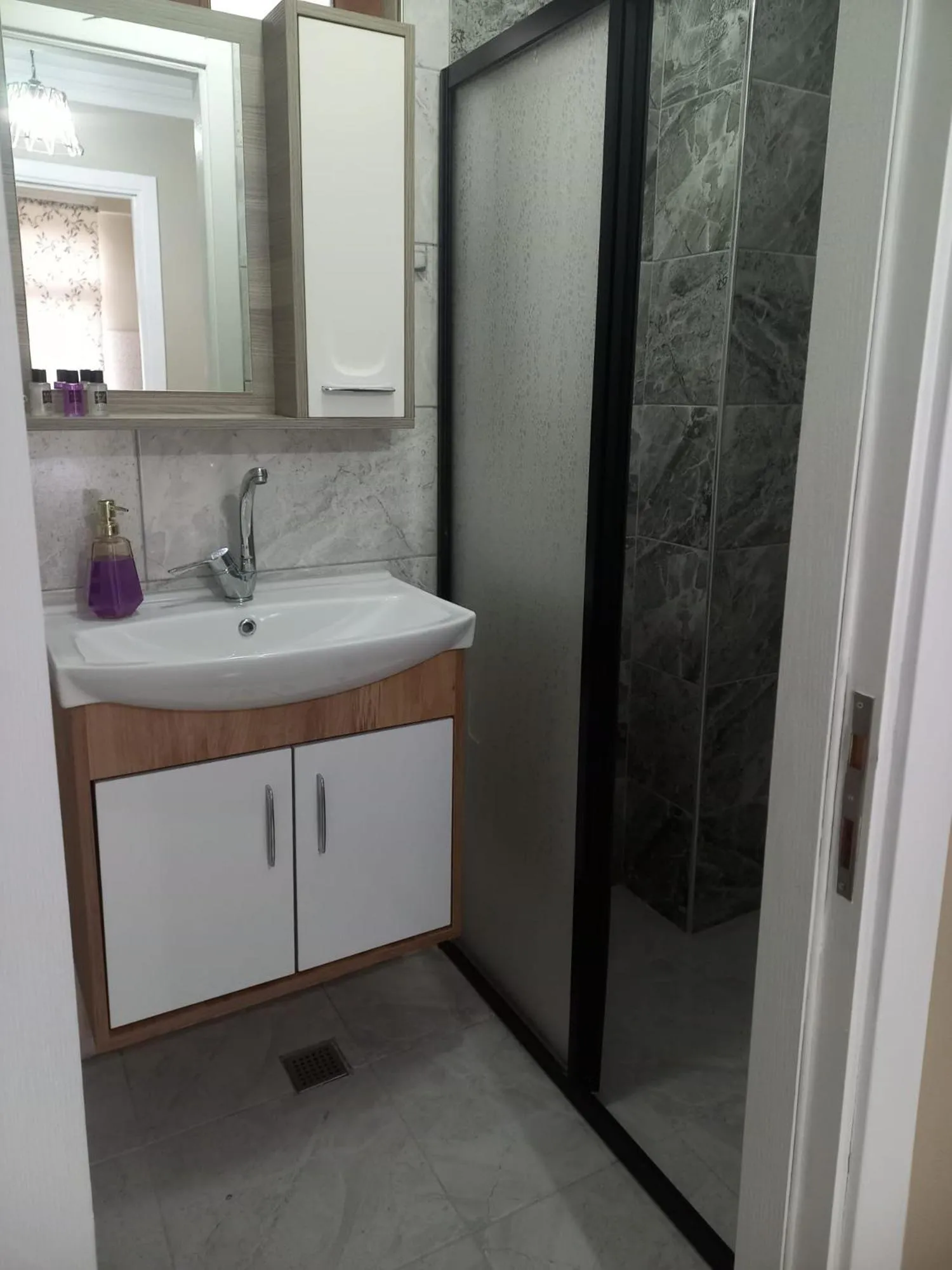 Bathroom in Kayıbeyi Hotel & Restaurant